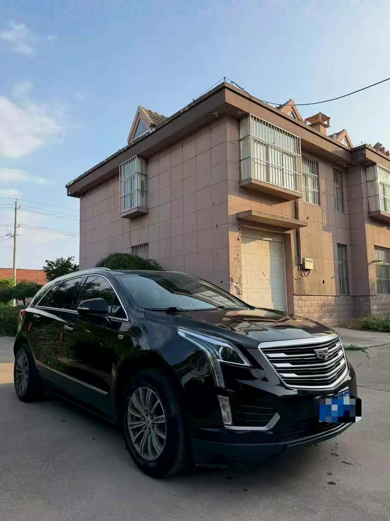 凯迪拉克XT5 正面外观三