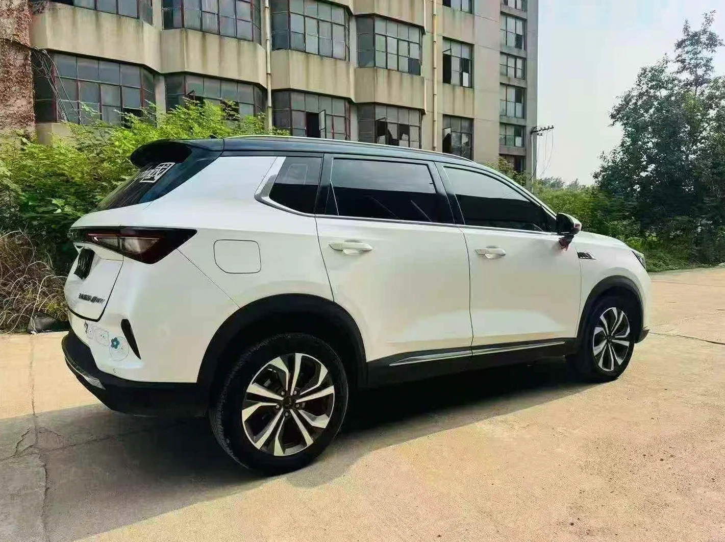 五菱汽车星辰 后面外观一