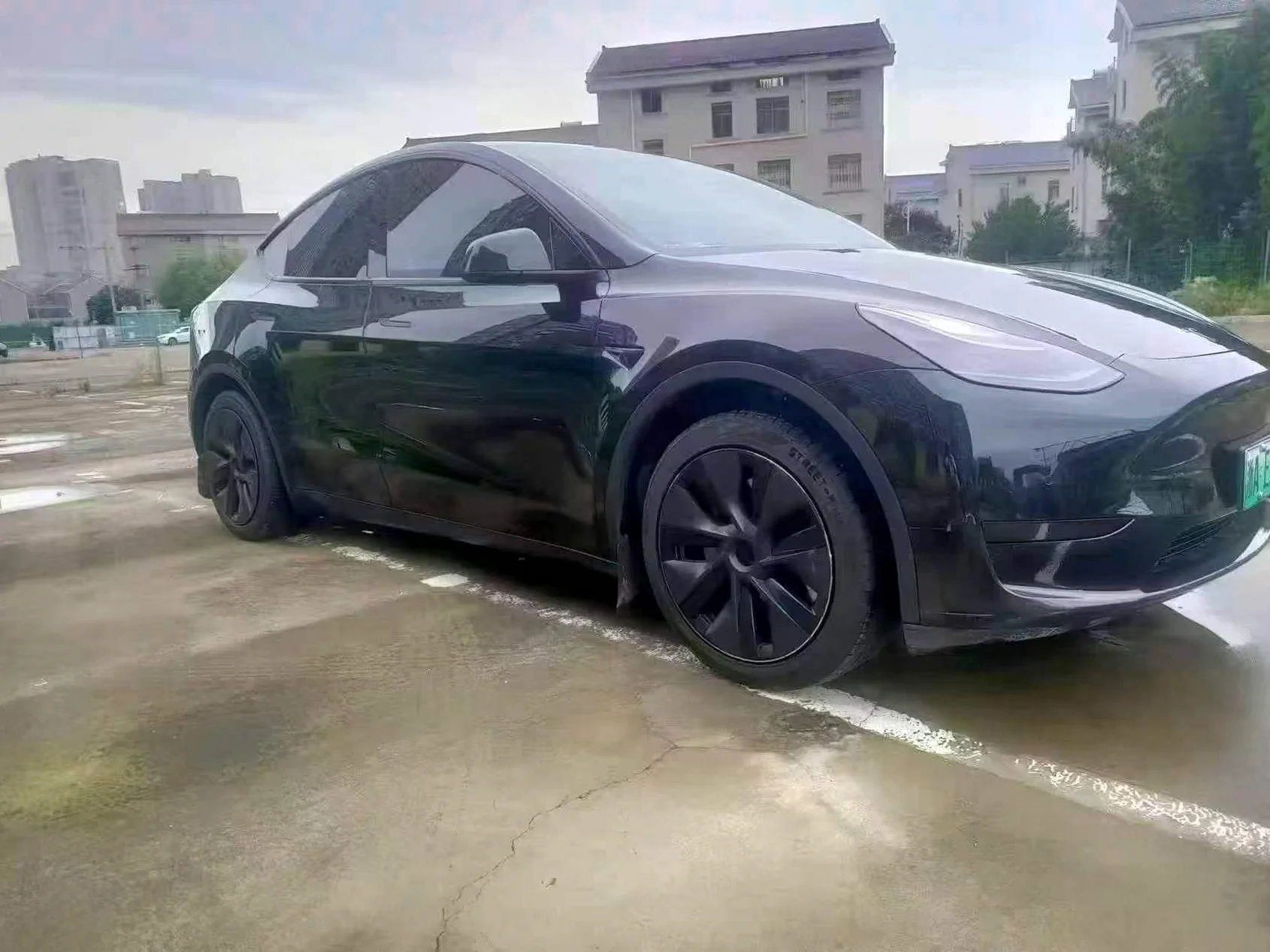 24年特斯拉Model Y