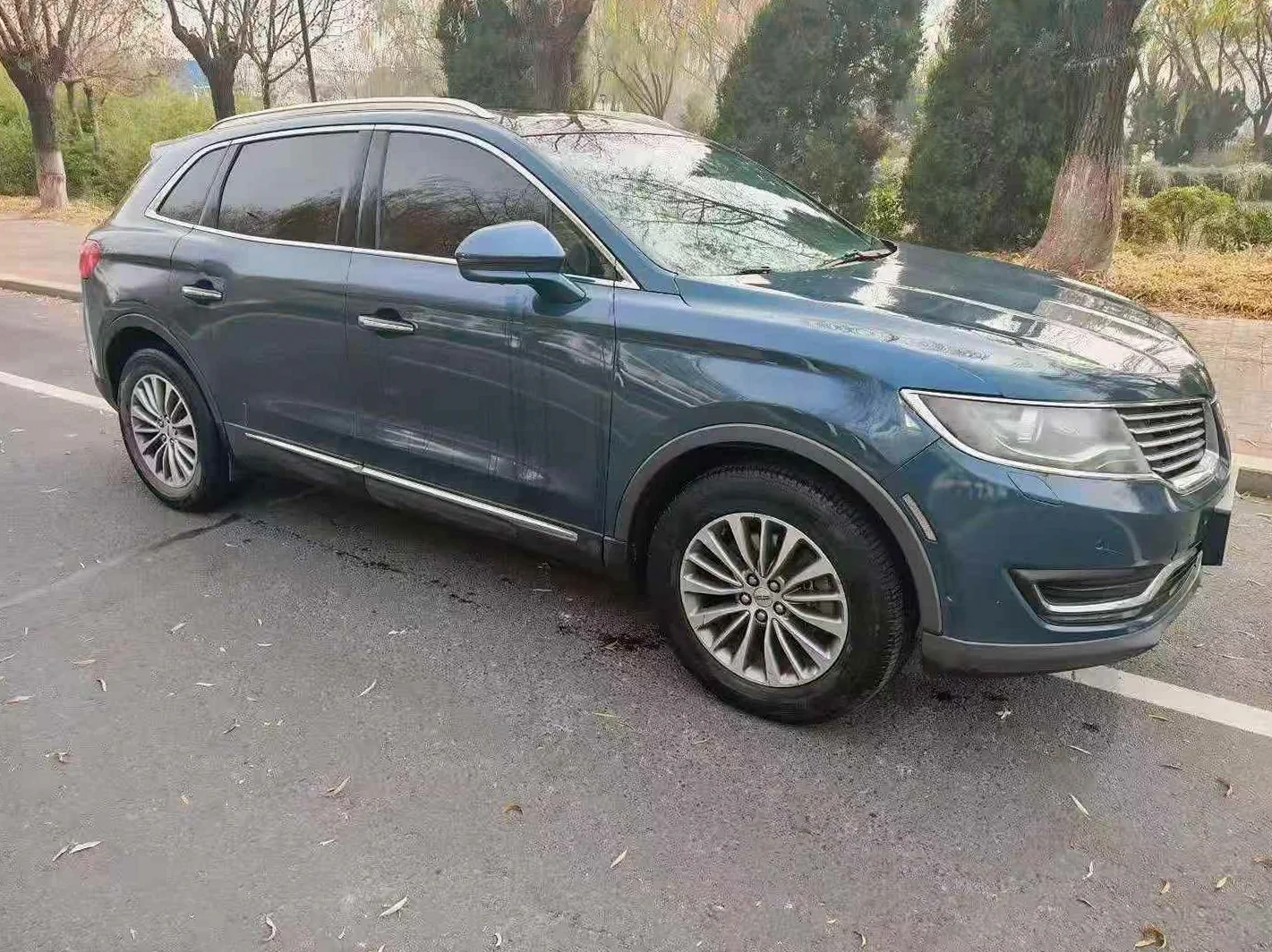 林肯MKX 正面外观三
