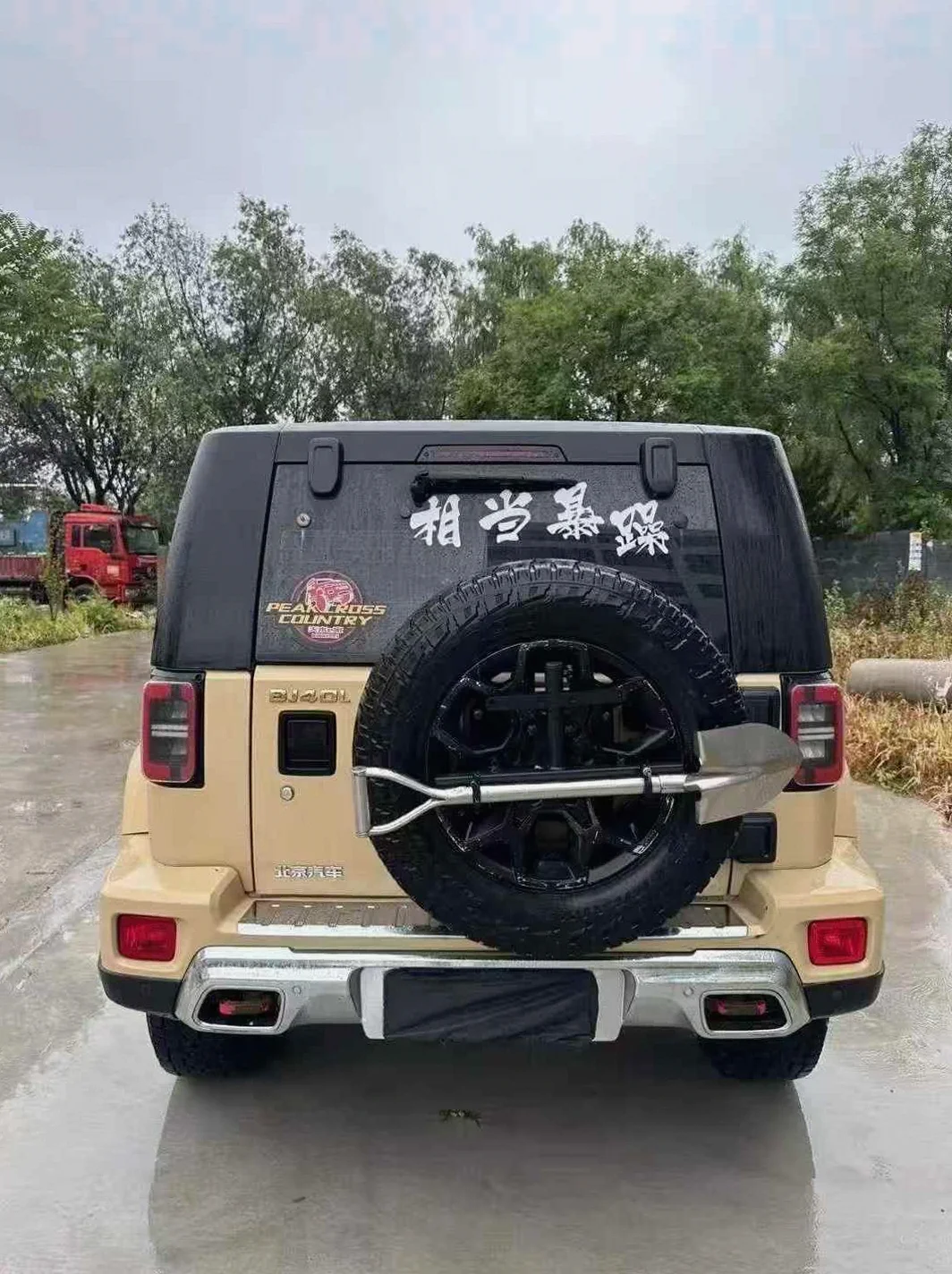 北京BJ40 后面外观一