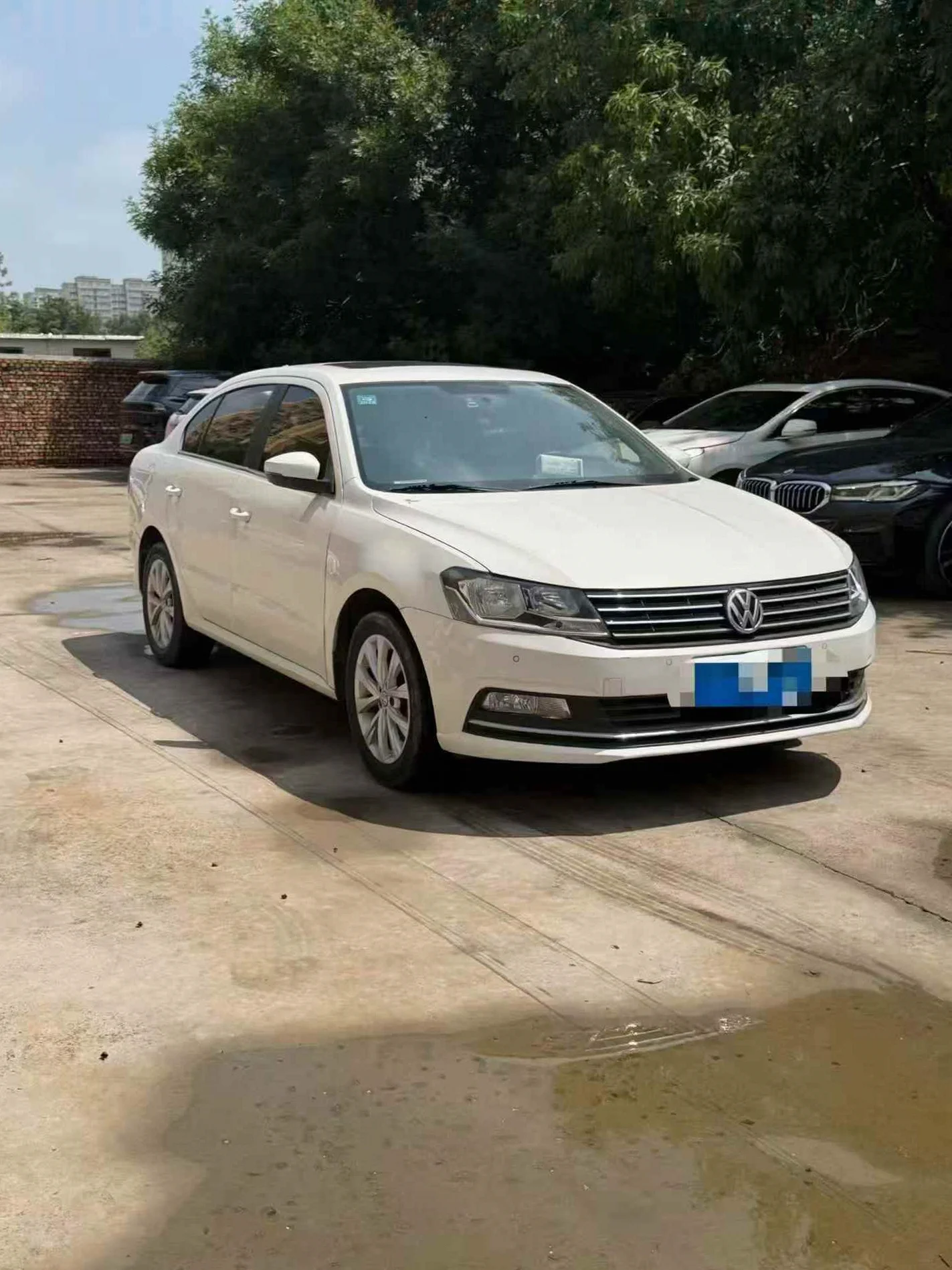 大众朗逸 正面外观三