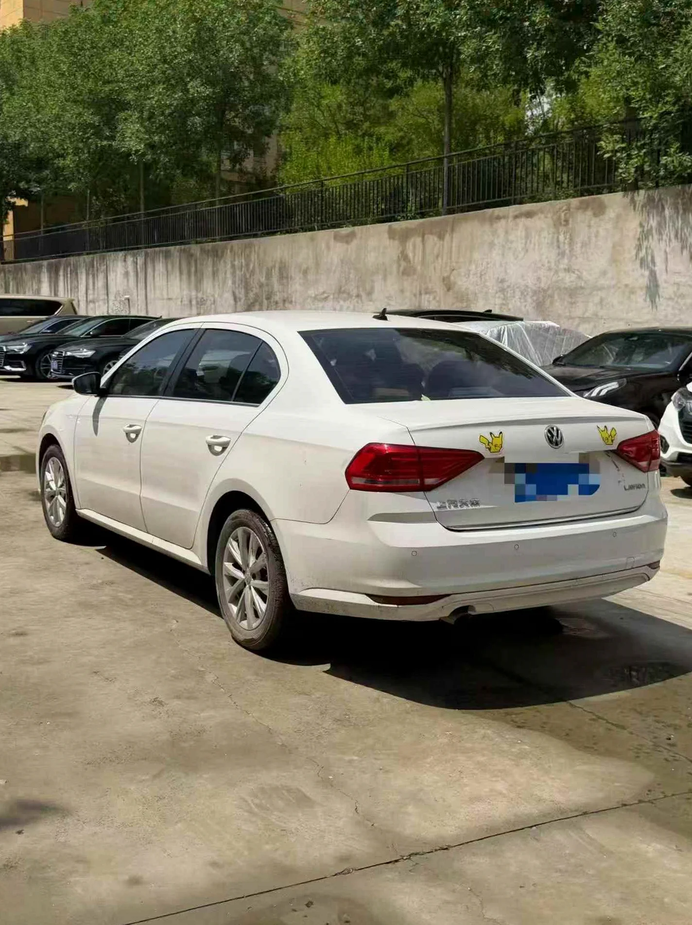 大众朗逸 后面外观二