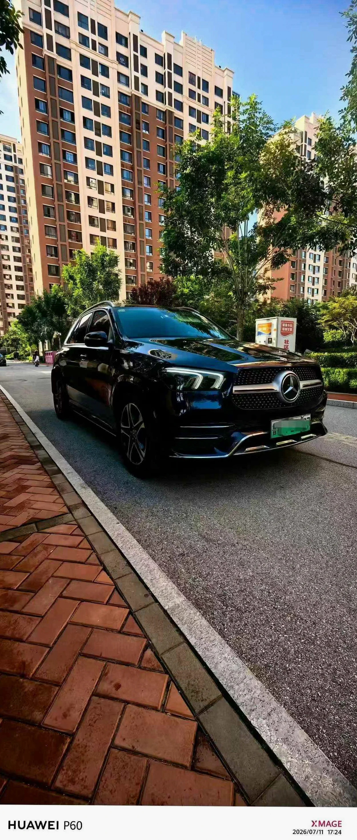 奔驰GLE 正面外观二