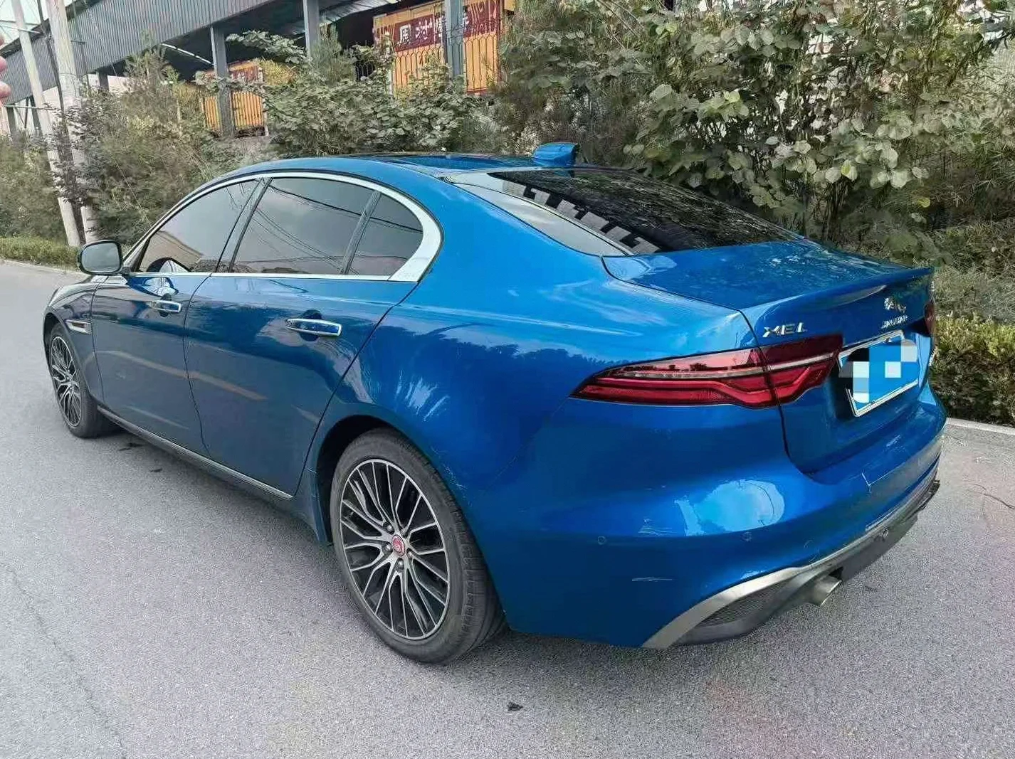 捷豹XEL 后面外观三
