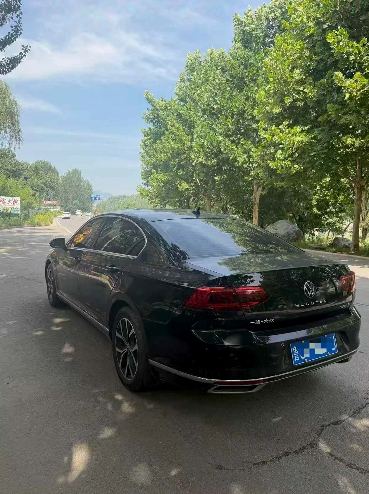大众迈腾 正面外观三