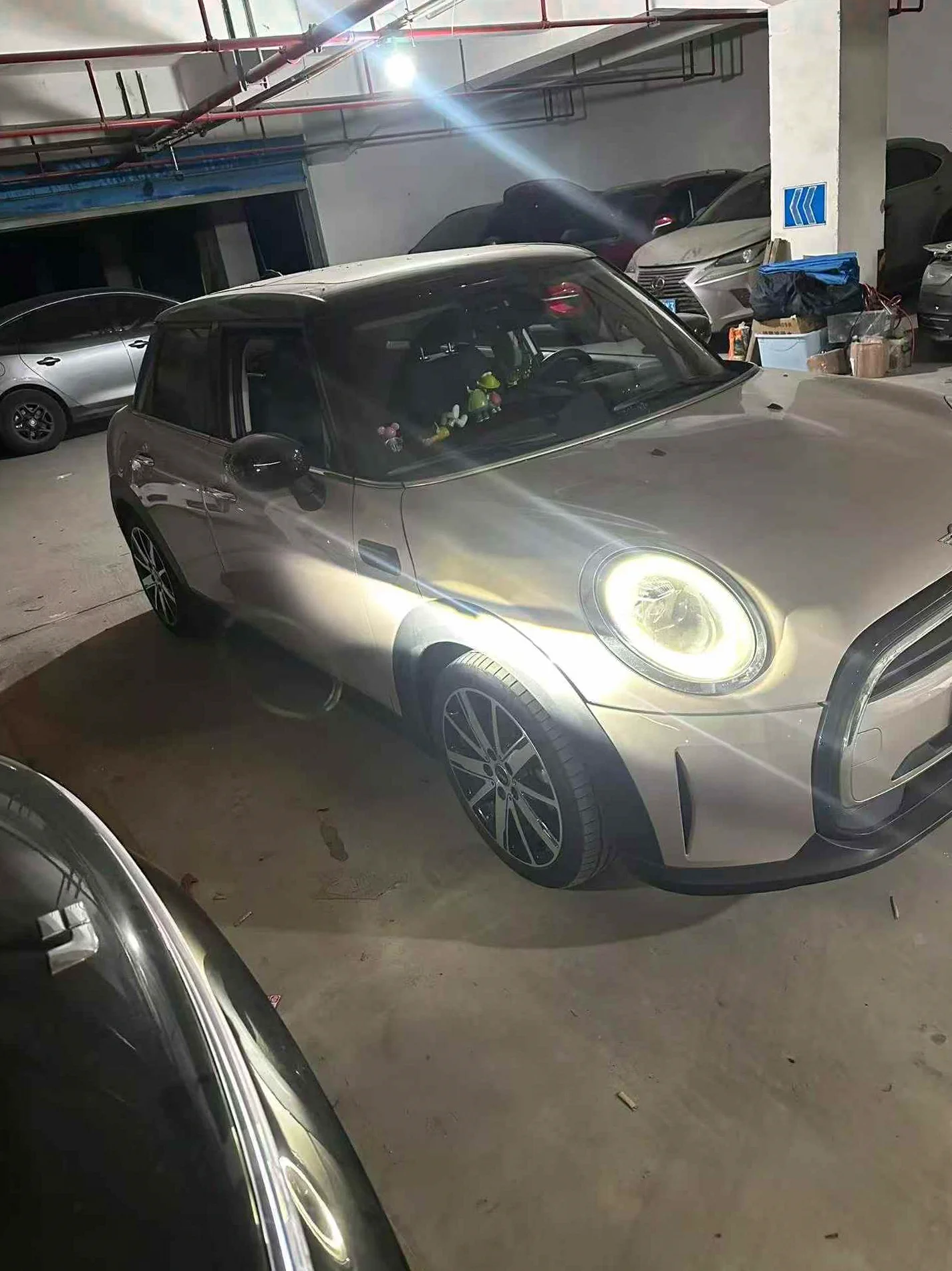 MINICooper 后面外观一