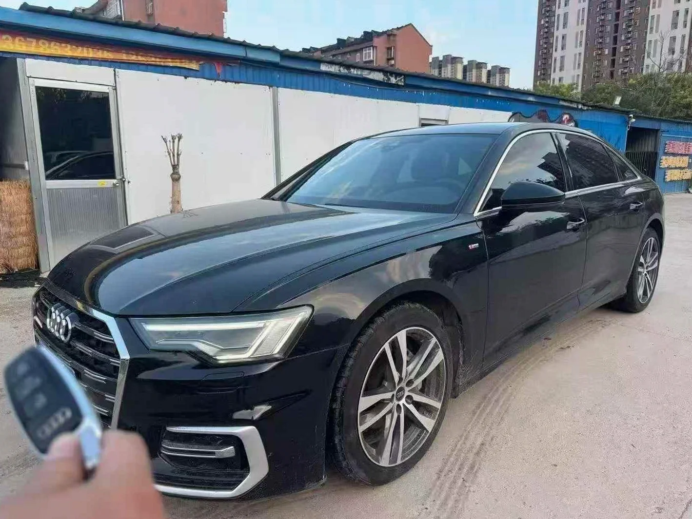 奥迪A6L 正面外观二