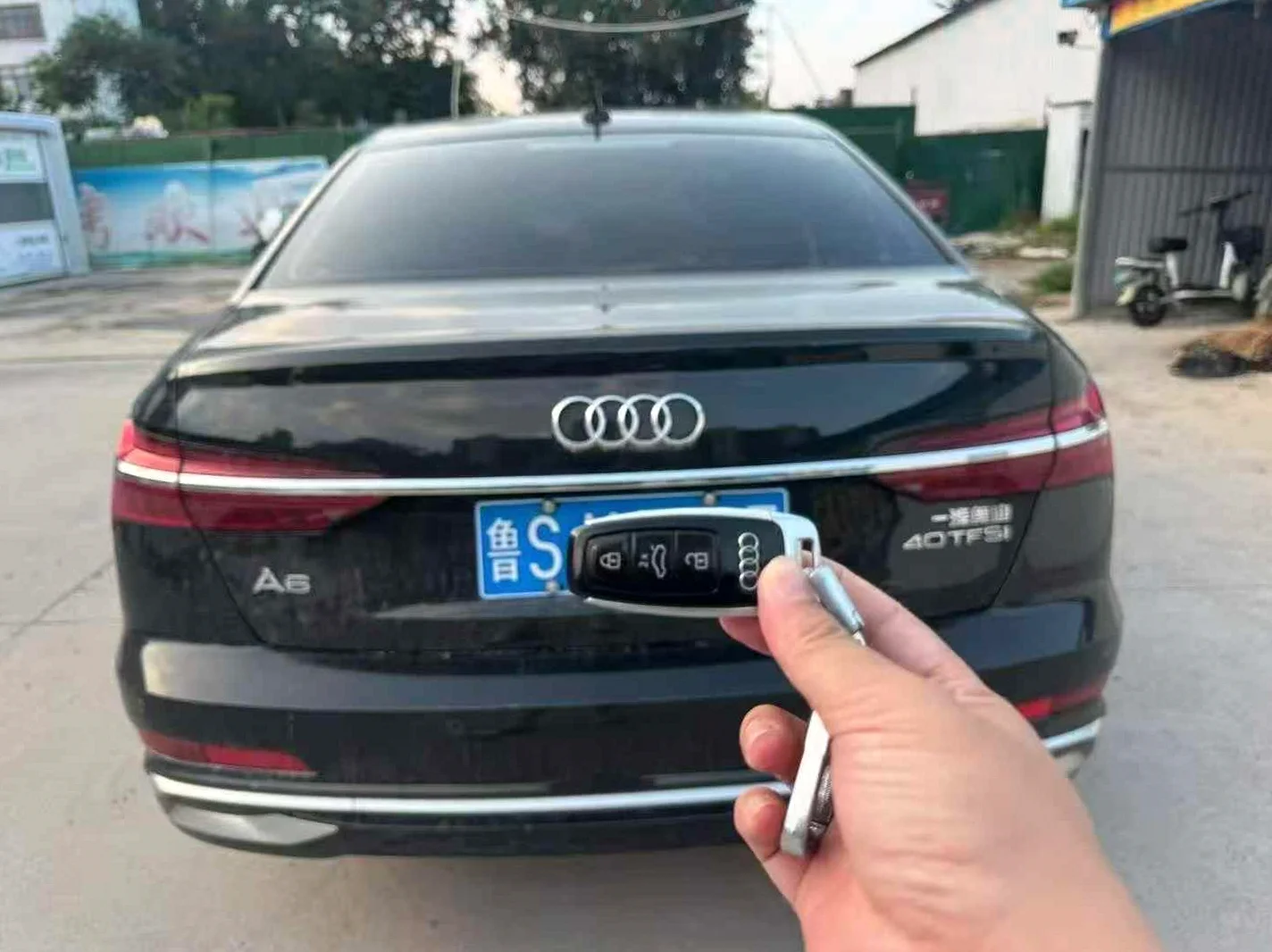 奥迪A6L 正面外观三