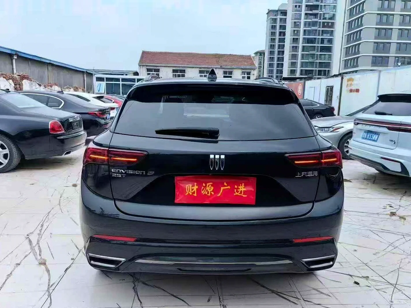 别克昂科威 后面外观一