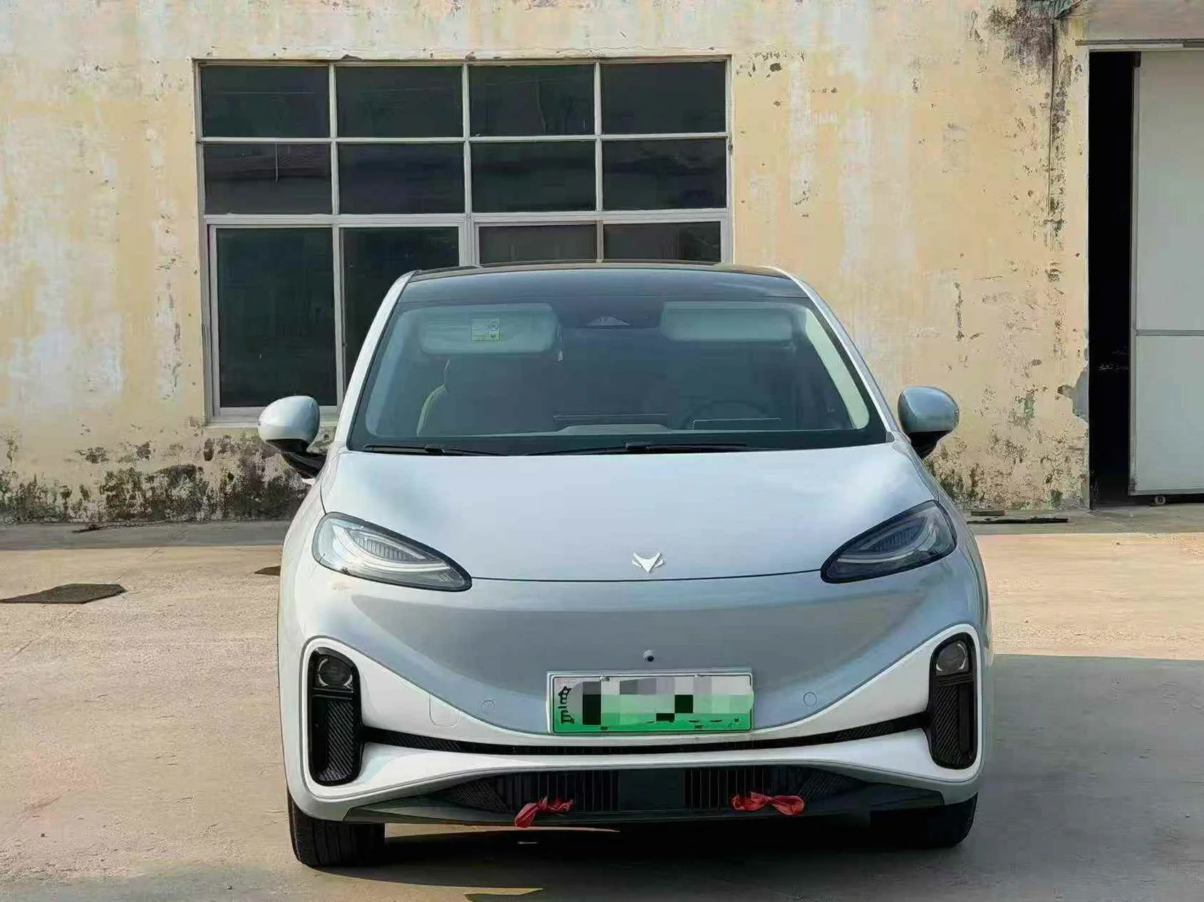 极狐汽车考拉 正面外观二