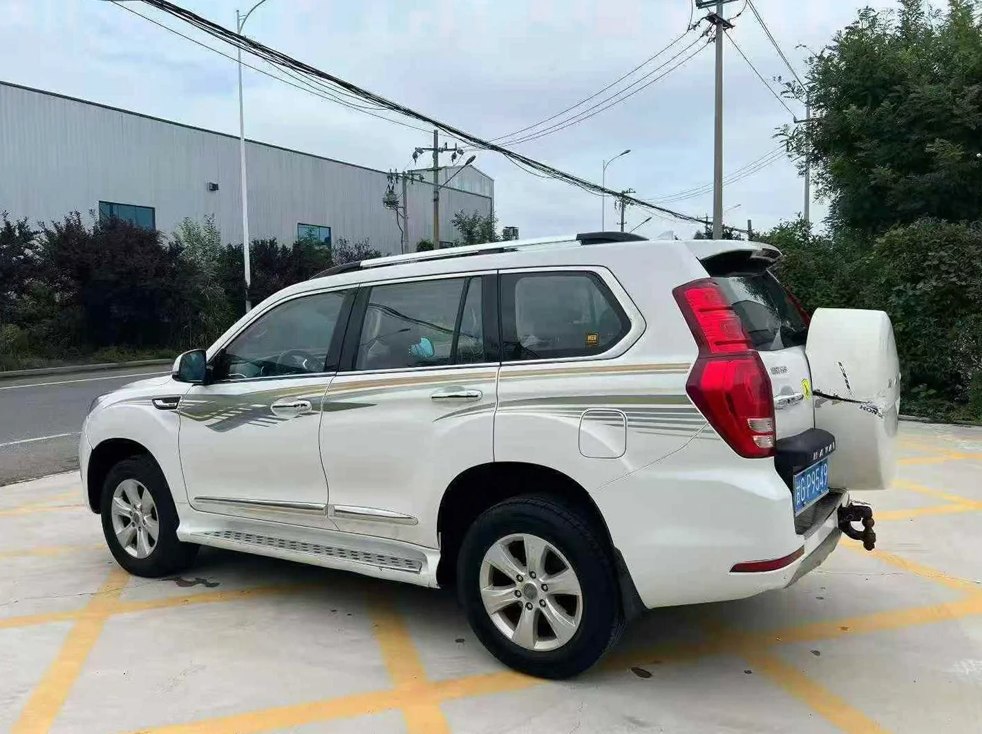 哈弗H9 后面外观一
