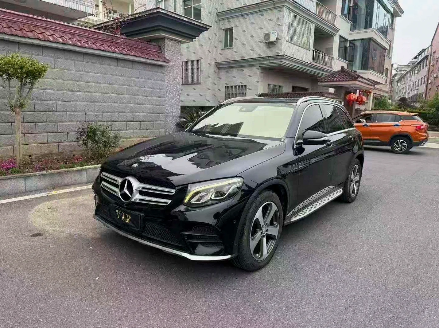 奔驰GLC 正面外观二