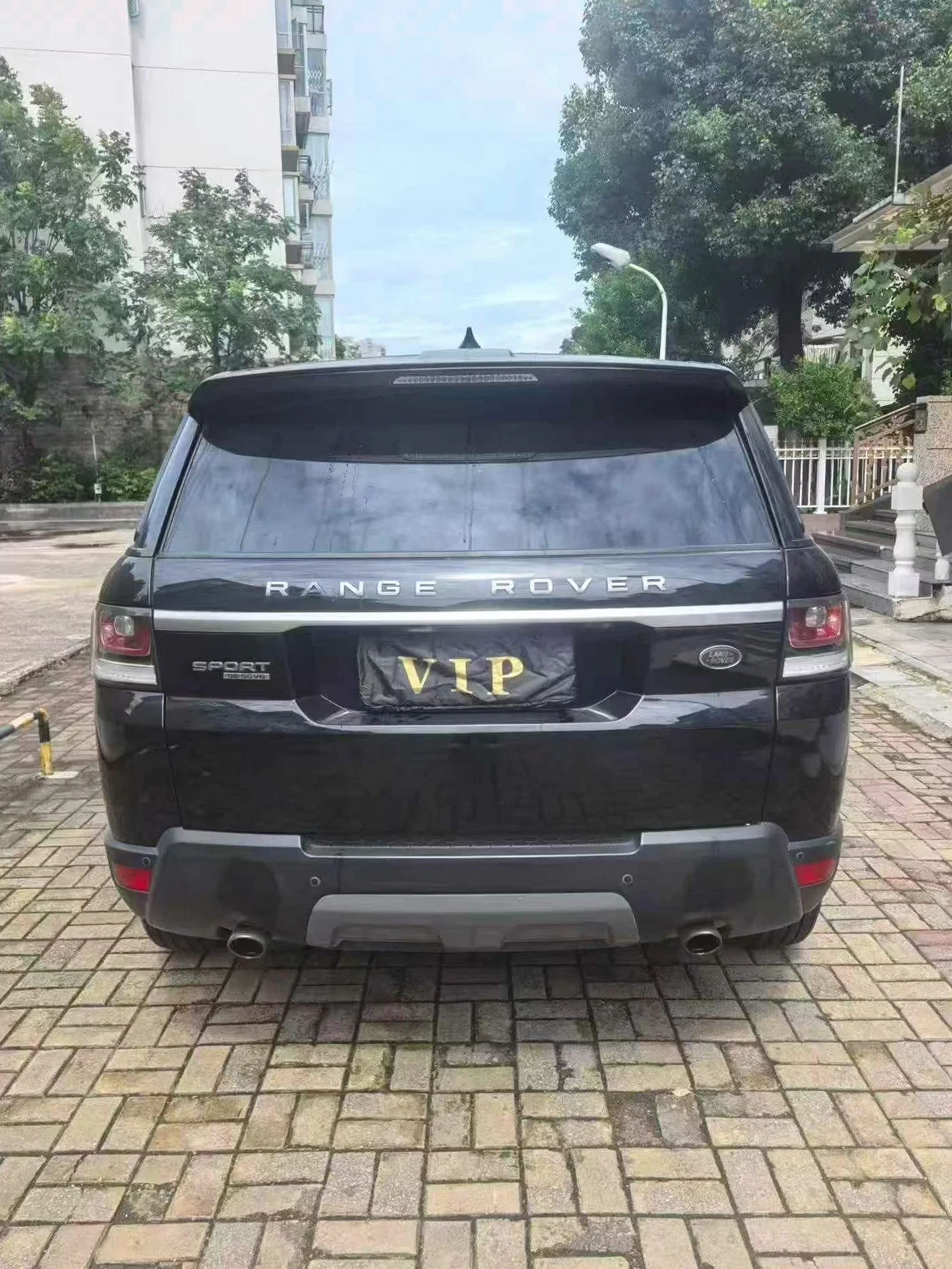 路虎揽胜运动 后面外观一