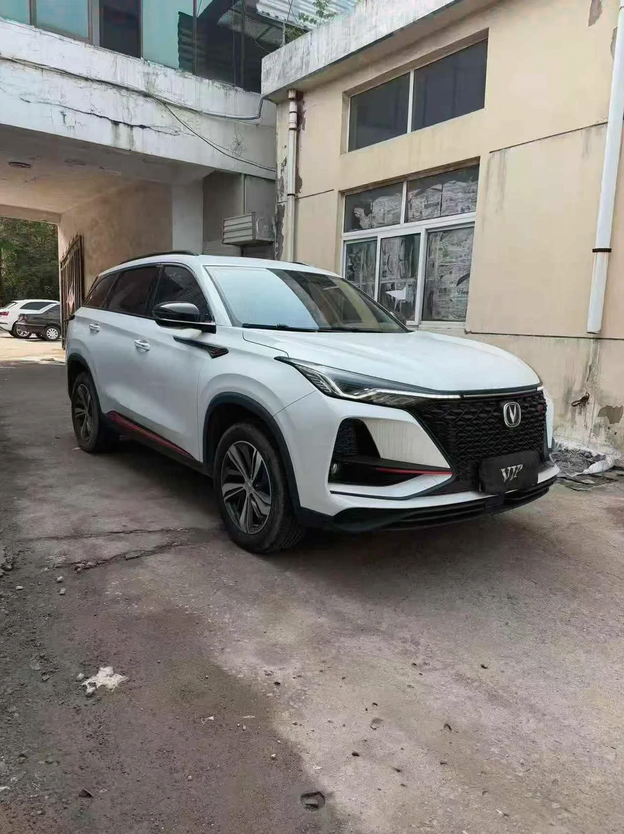 长安汽车CS75 正面外观三