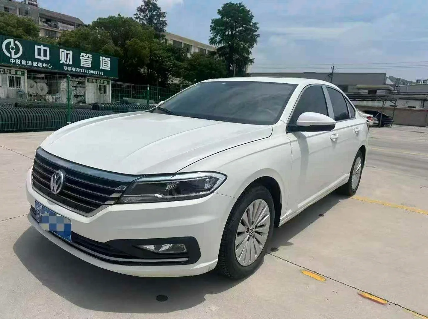 大众朗逸 正面外观三