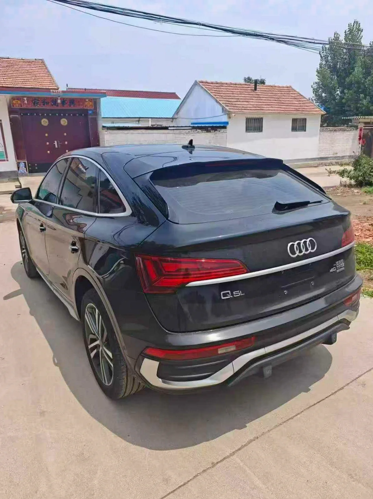 奥迪Q5 后面外观二