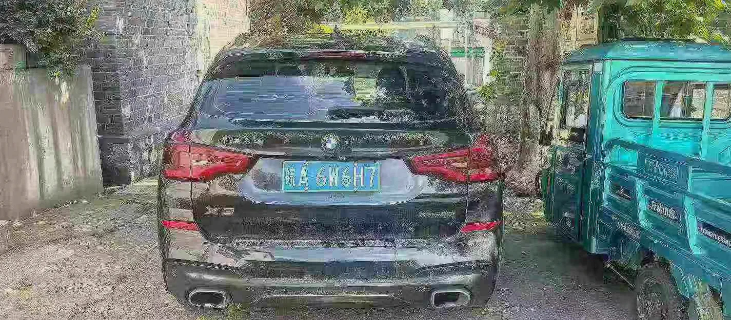 宝马X3 正面外观三