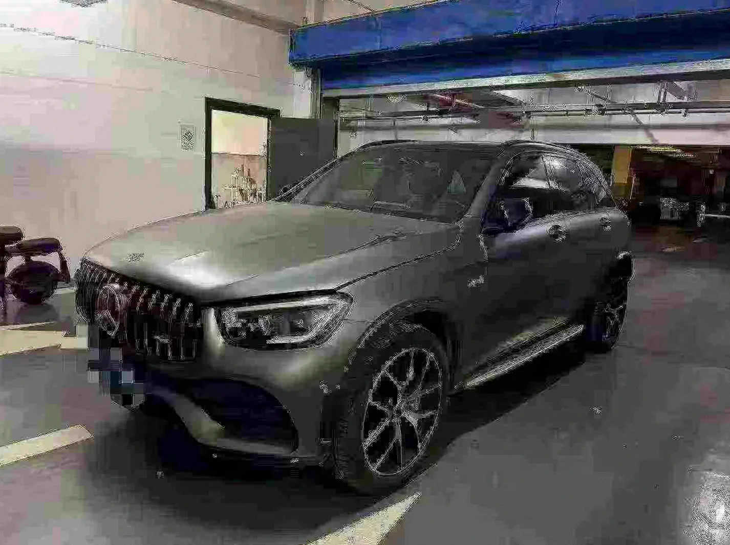 22年奔驰AMG GLC43 四驱顶配