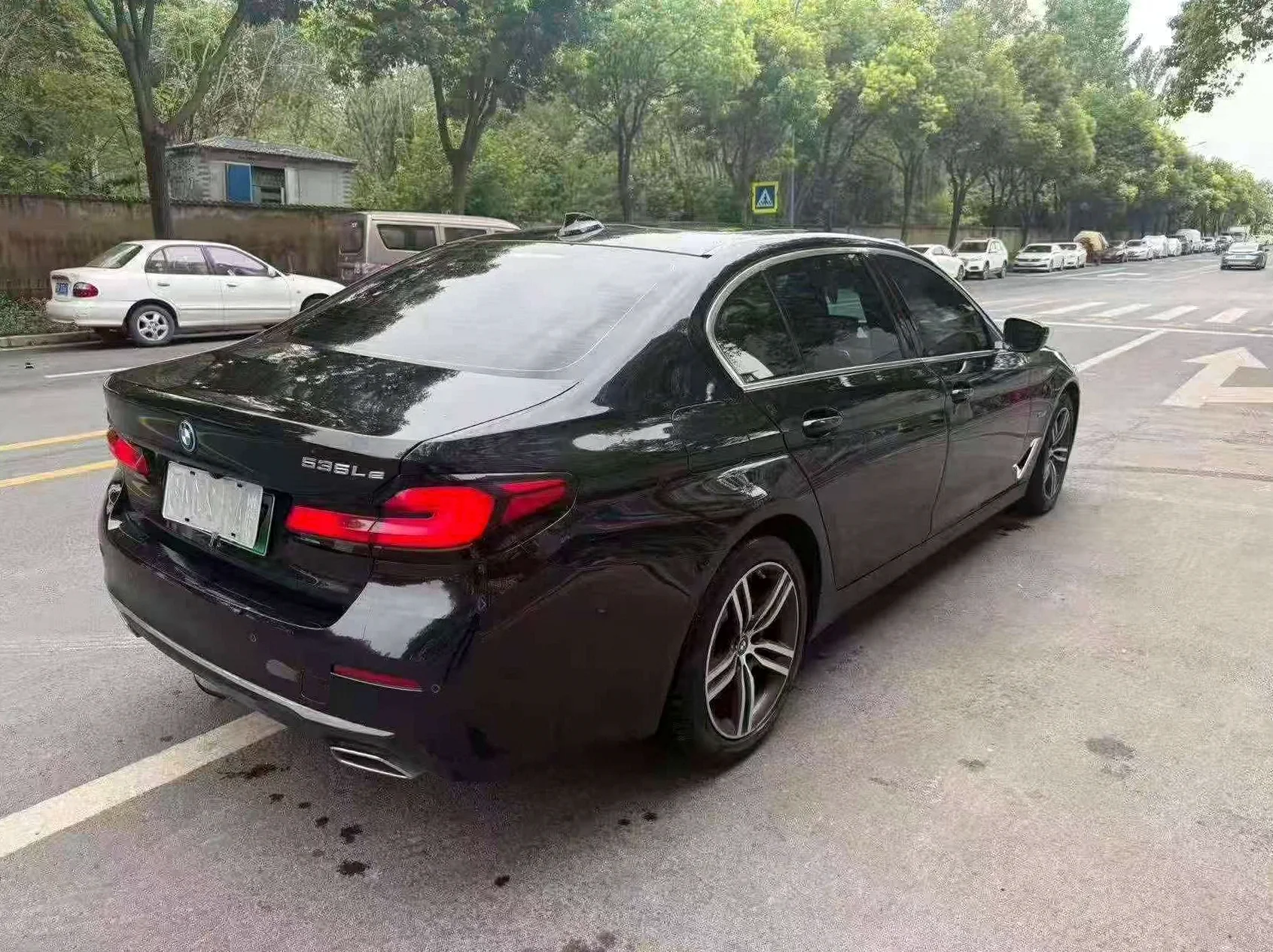 宝马5系 后面外观三
