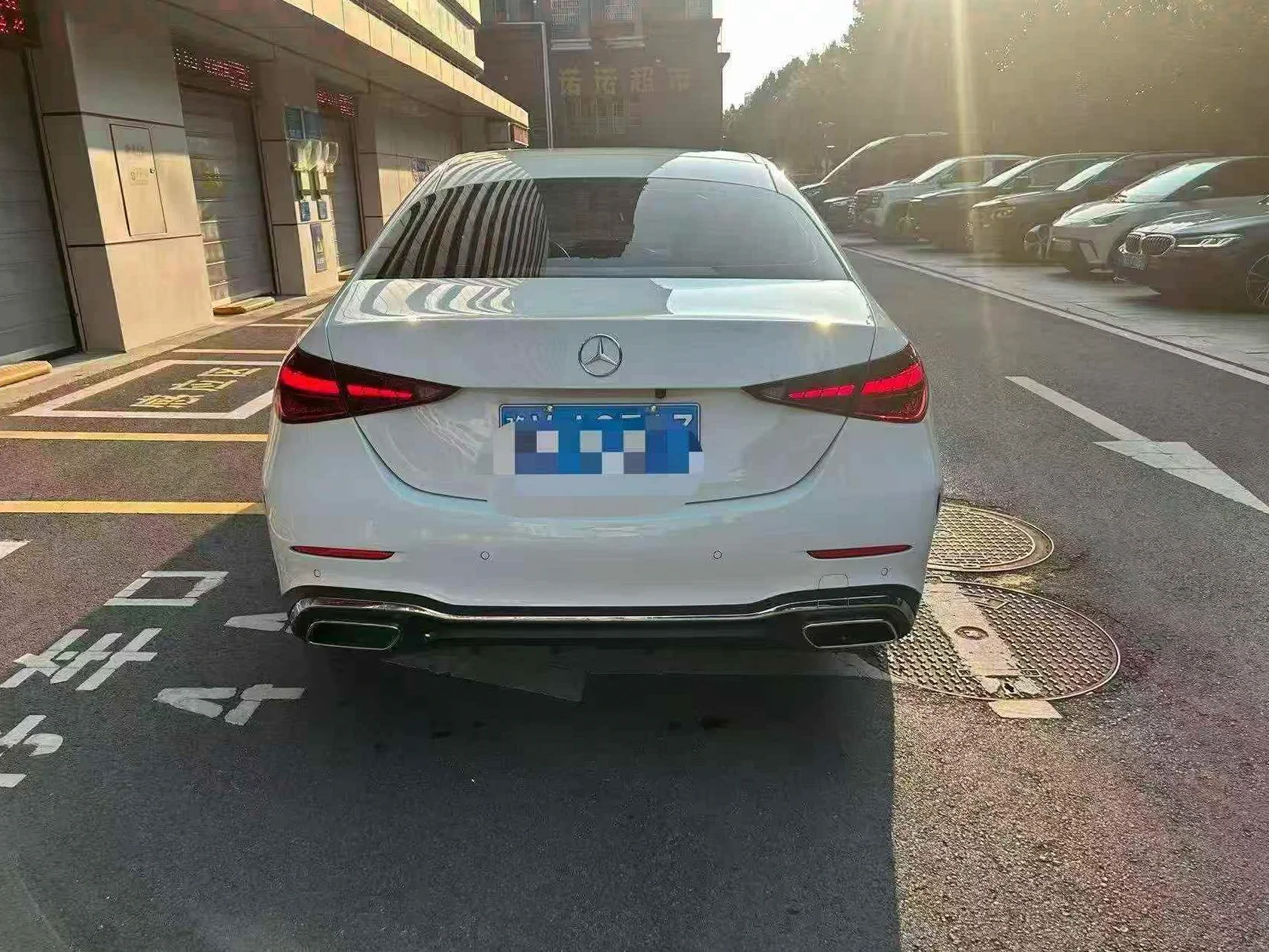 奔驰C 内饰后排
