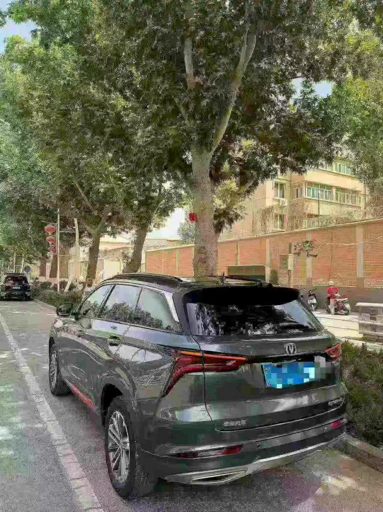 长安汽车CS75 正面外观三