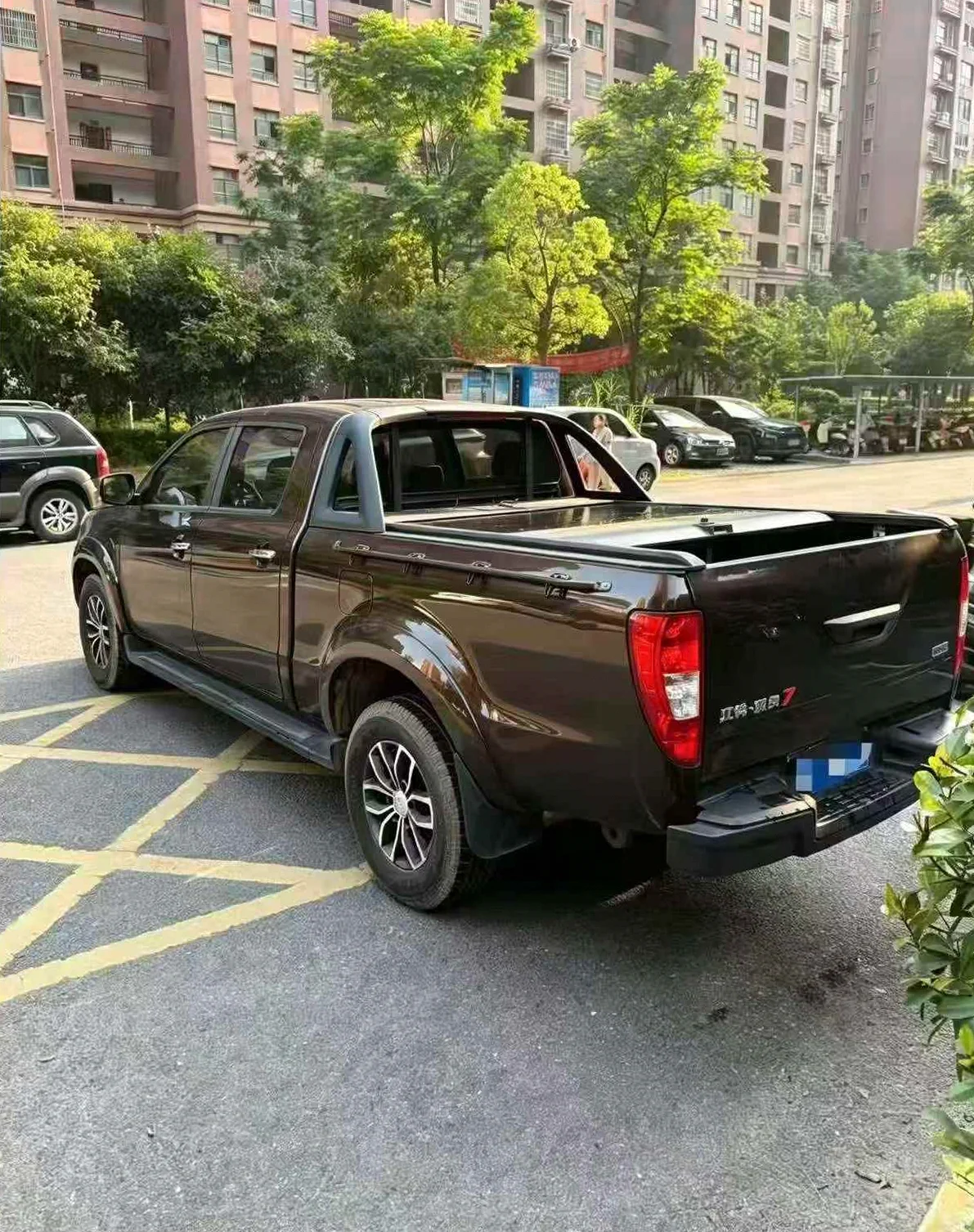 江铃域虎 后面外观二