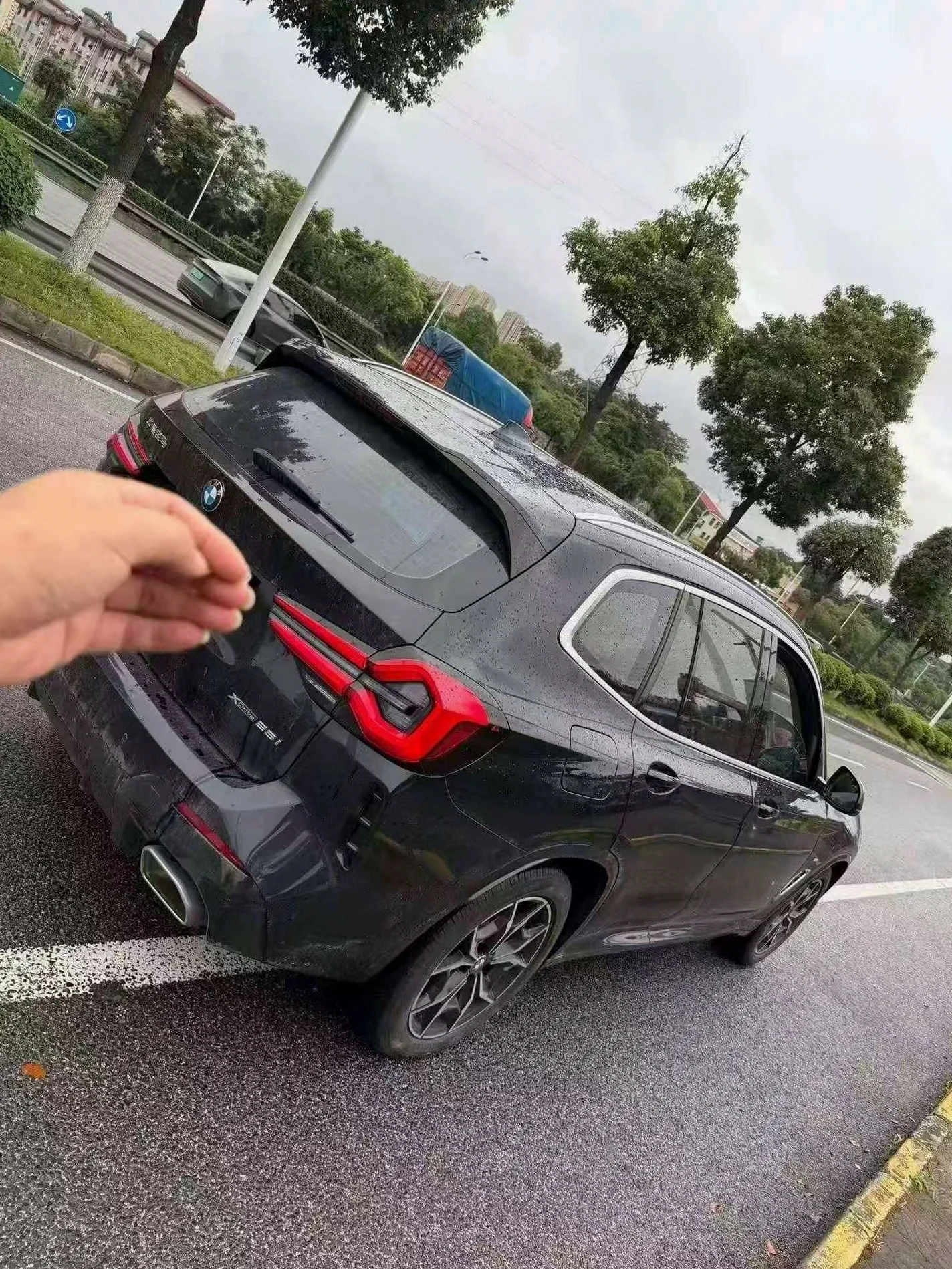 宝马X3 后面外观三