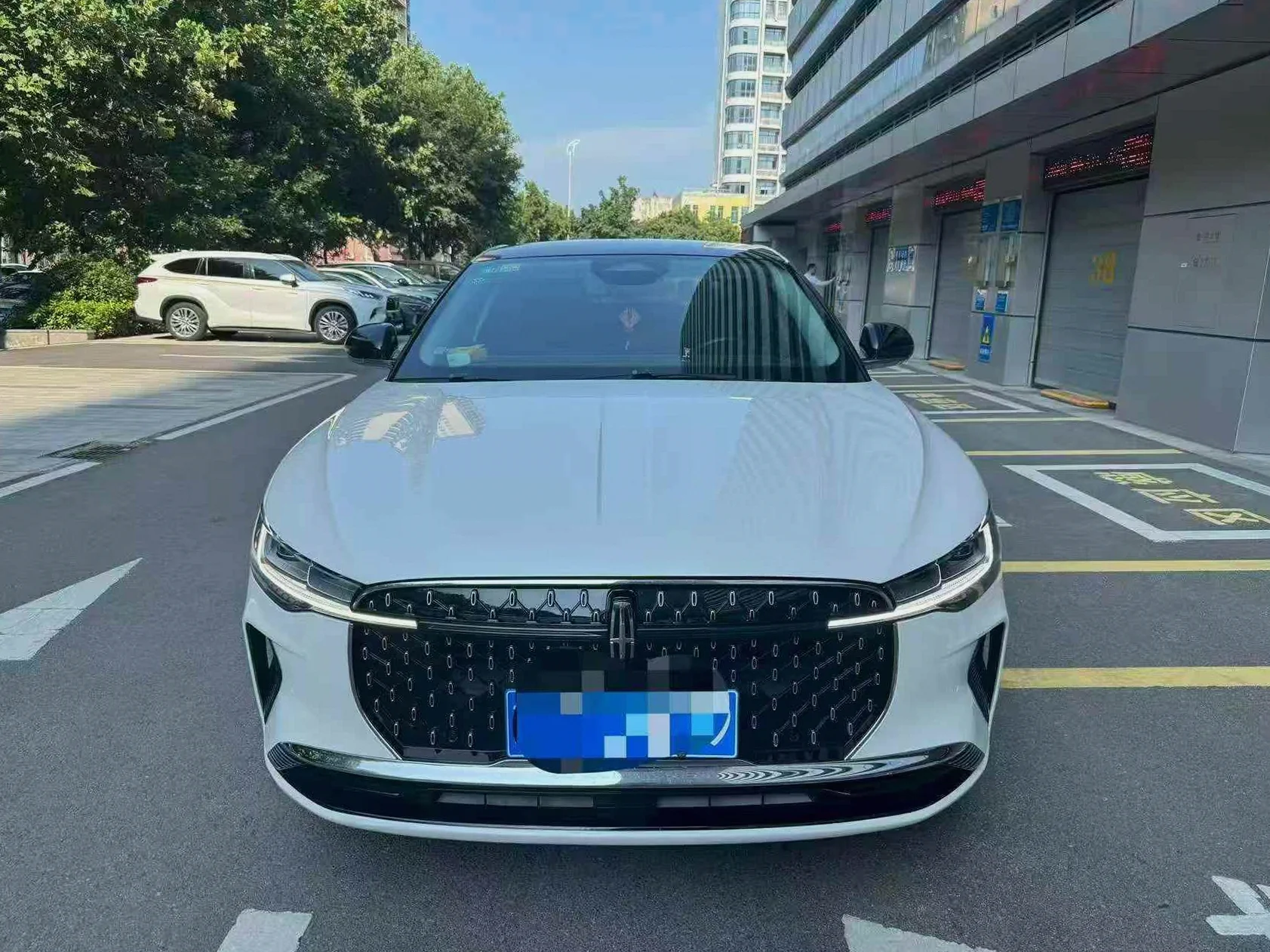 林肯Z 正面外观二