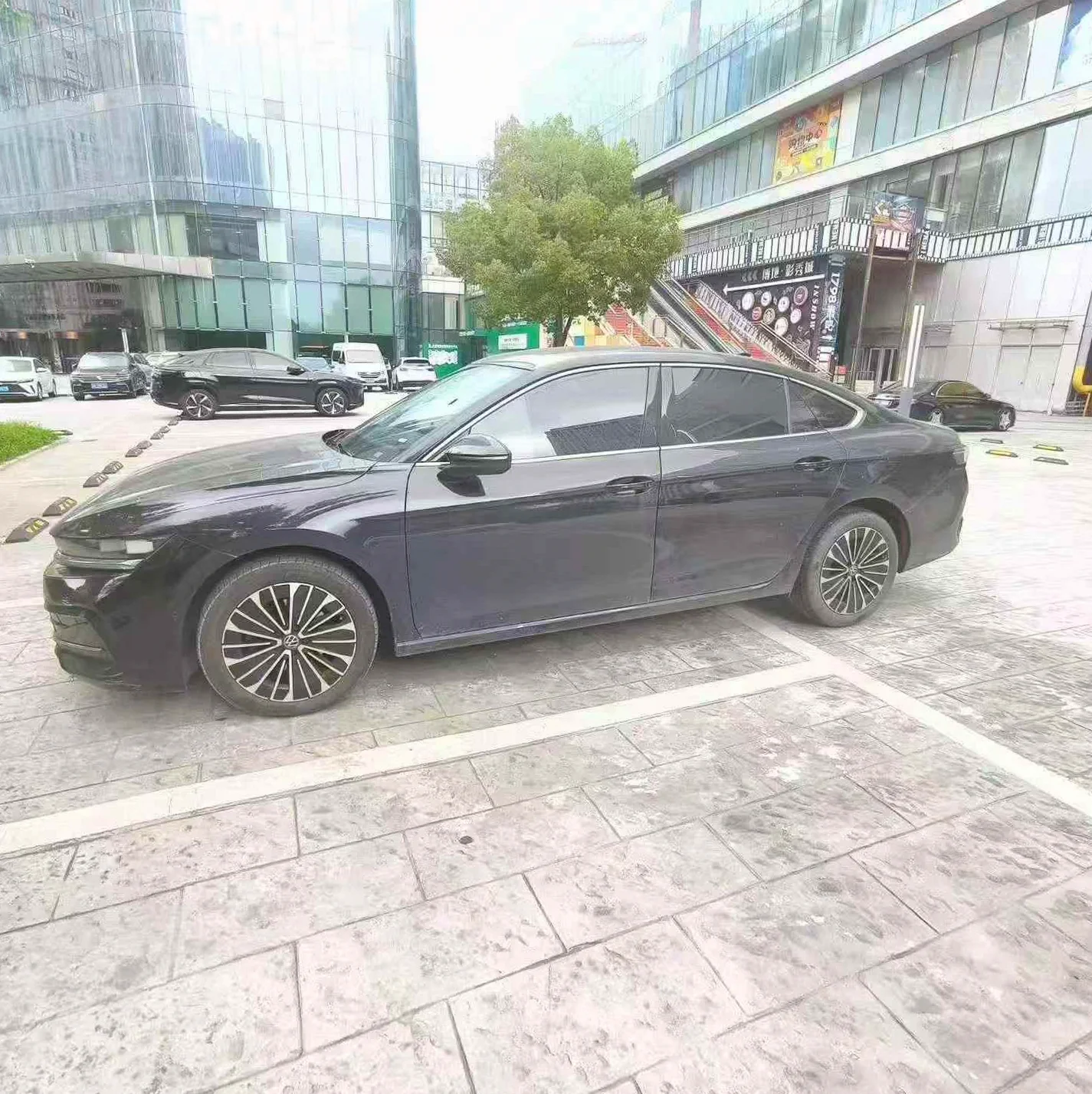 大众CC 正面外观三