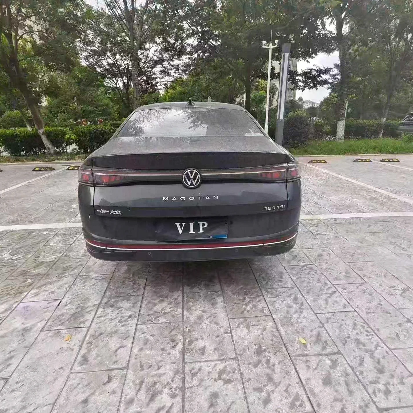 大众CC 正面外观二
