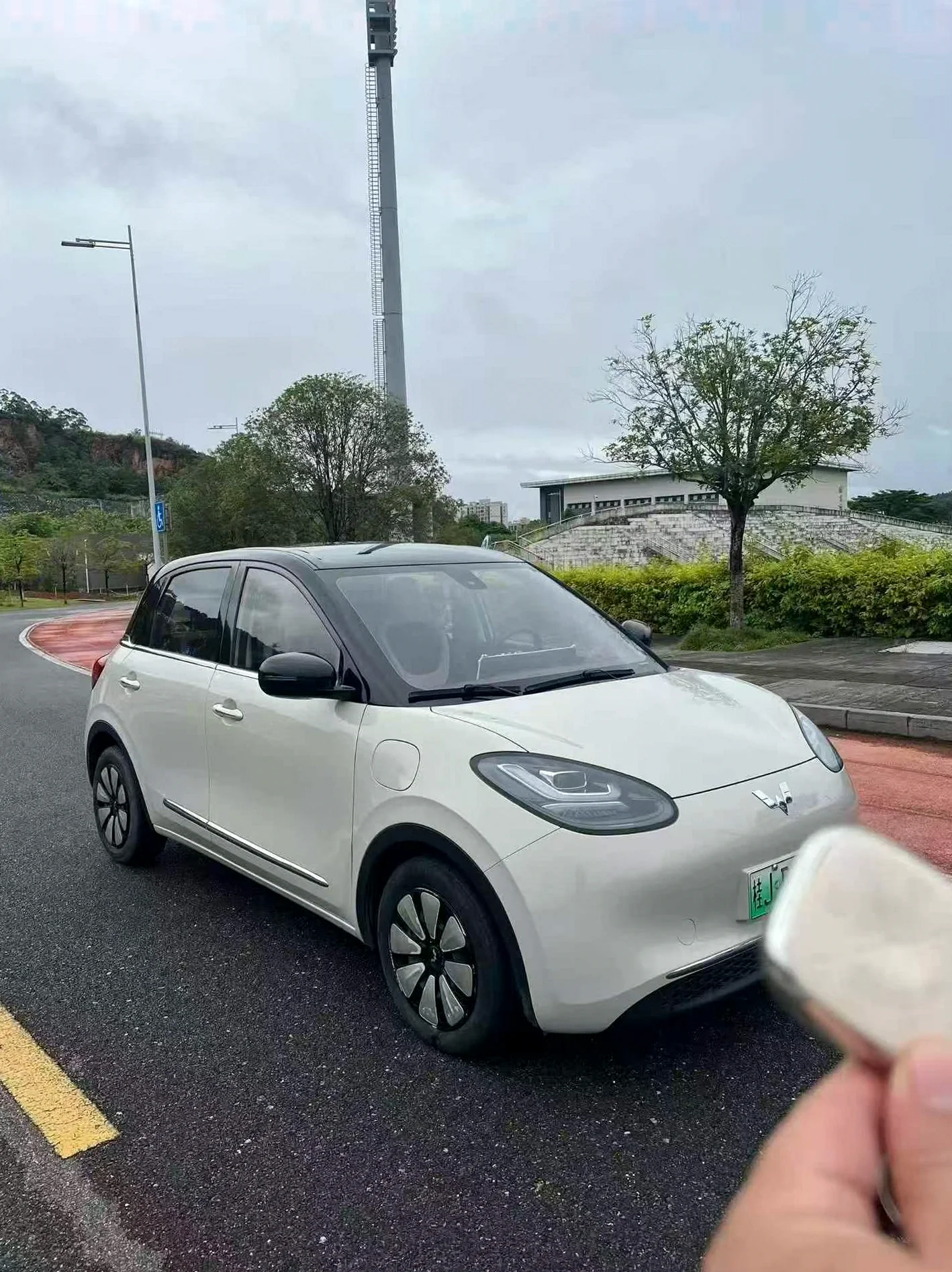 五菱汽车缤果 正面外观三