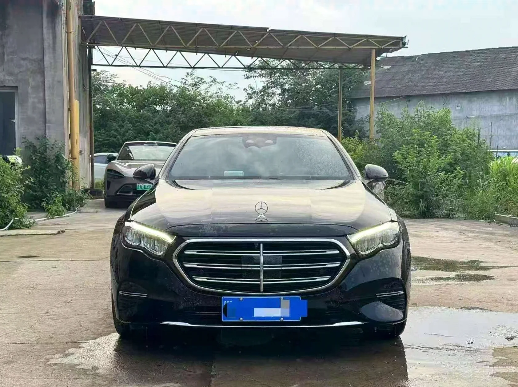 2025款奔驰E300L豪华版