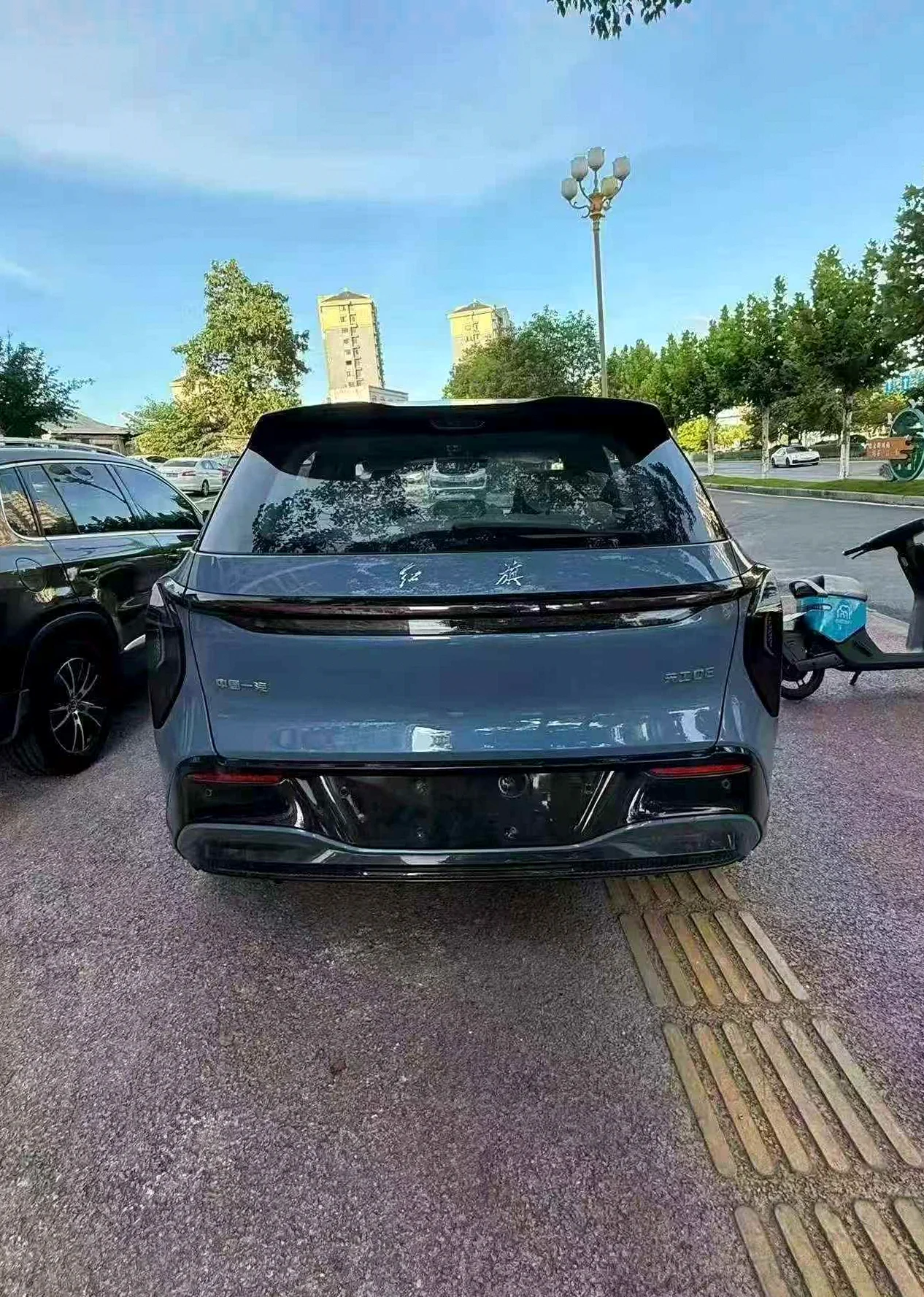 红旗天工 内饰前排