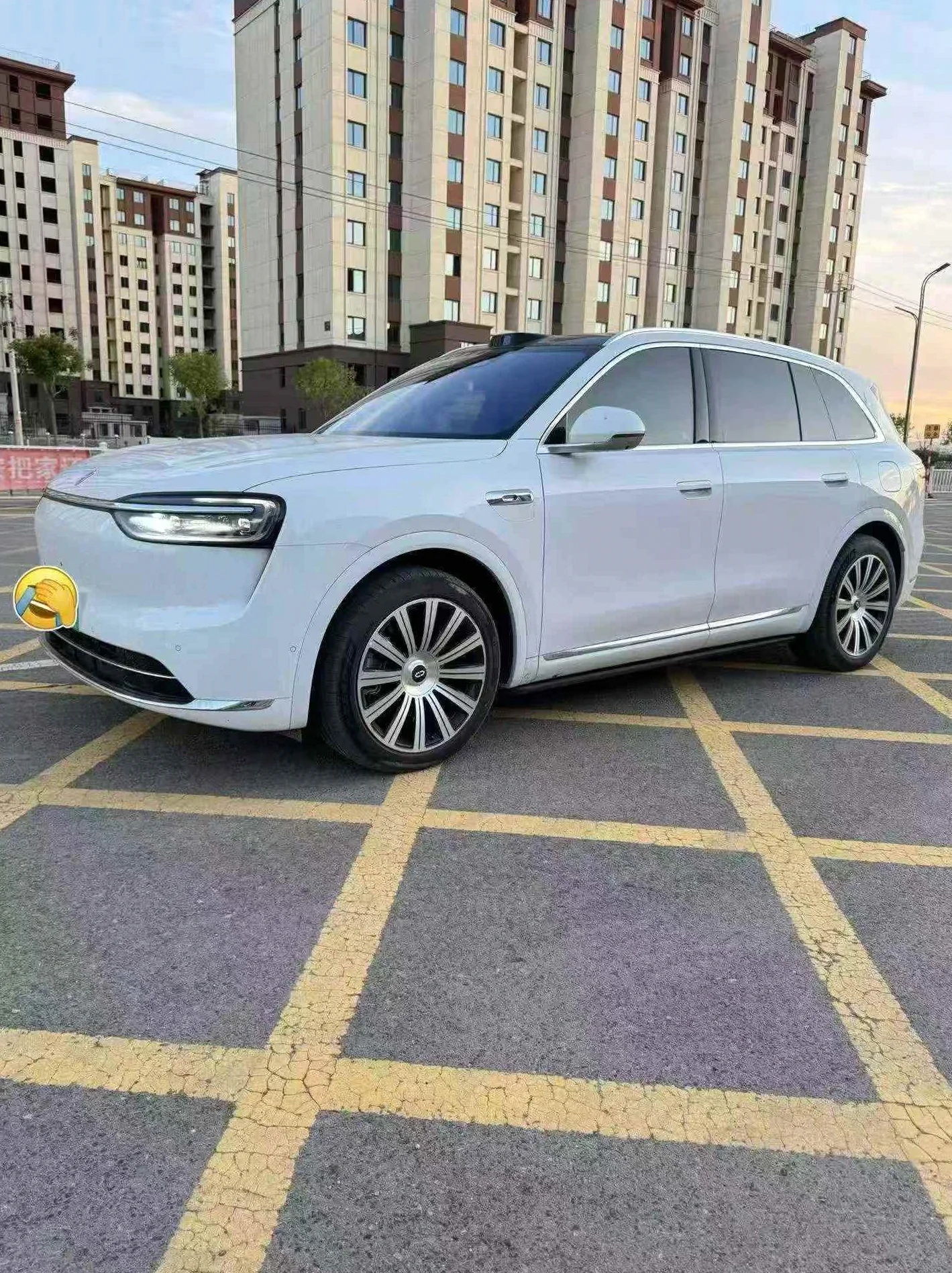 华为智选问界 正面外观二