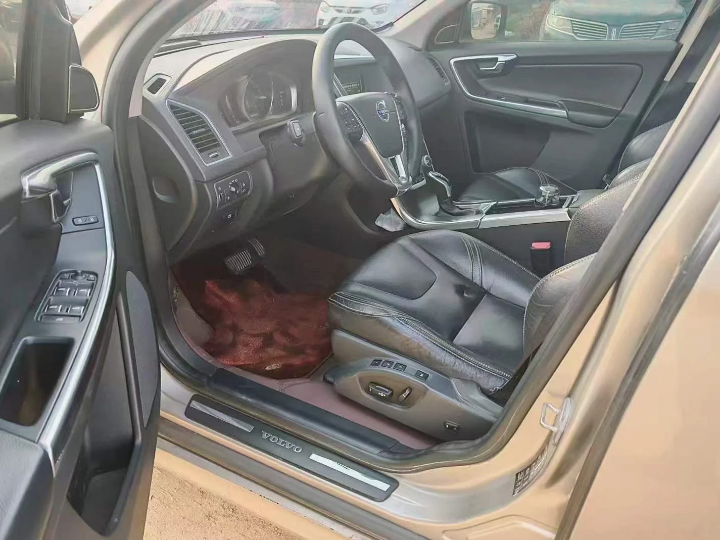 沃尔沃XC60 后面外观二