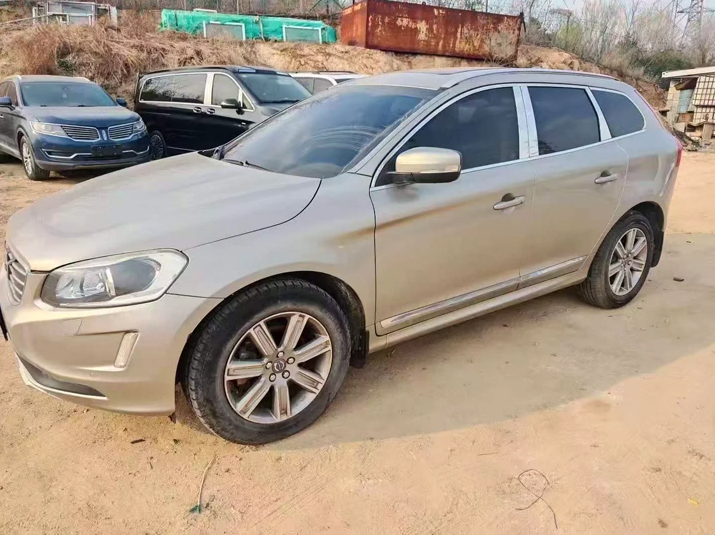 沃尔沃XC60 正面外观三