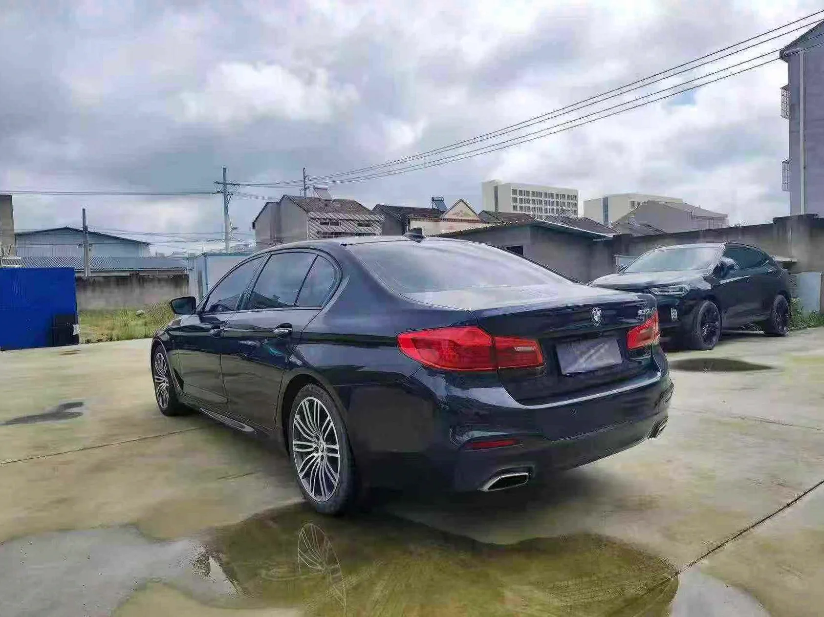 宝马5系 后面外观三