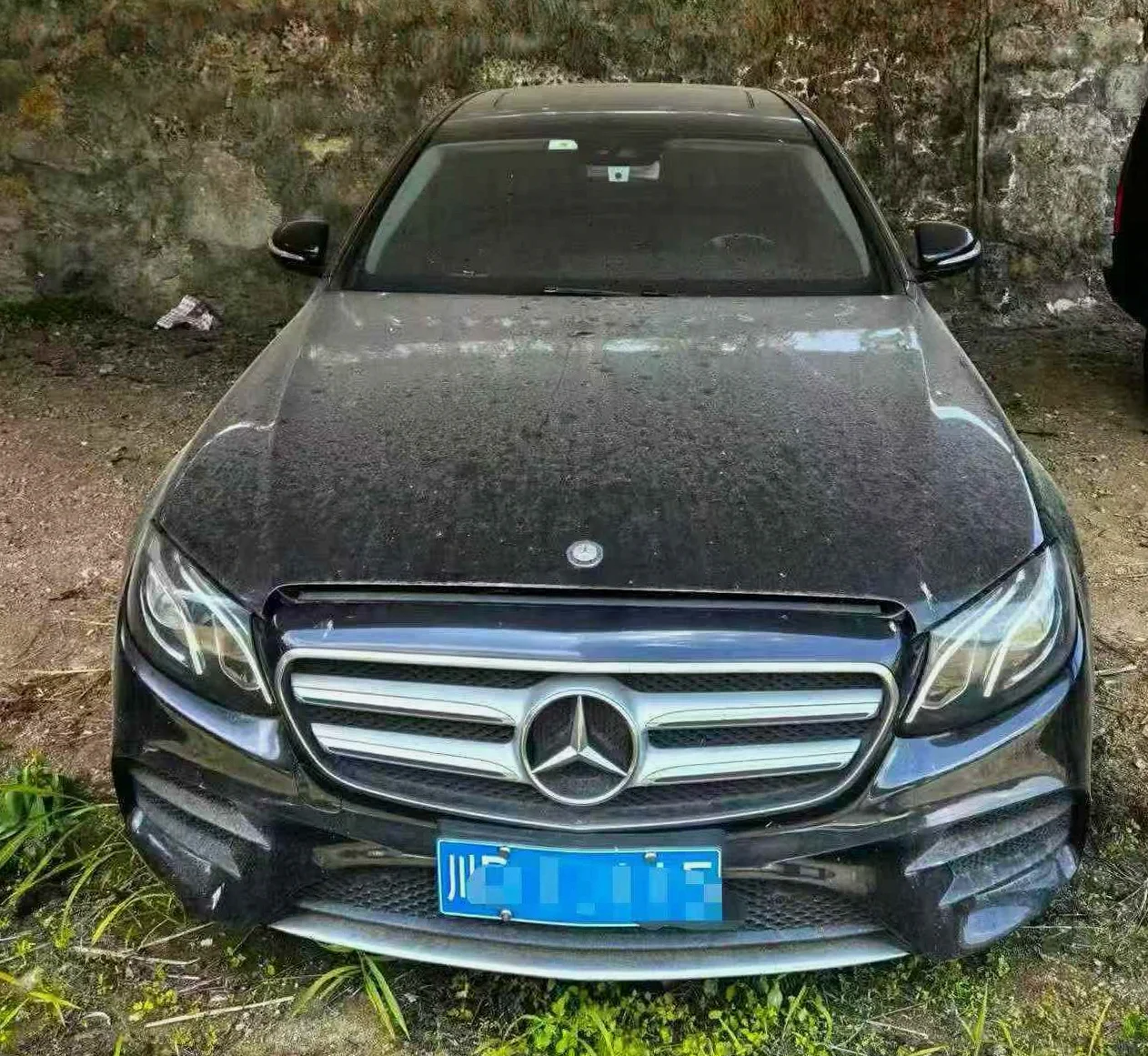 17年奔驰E200L 4MATIC运动型