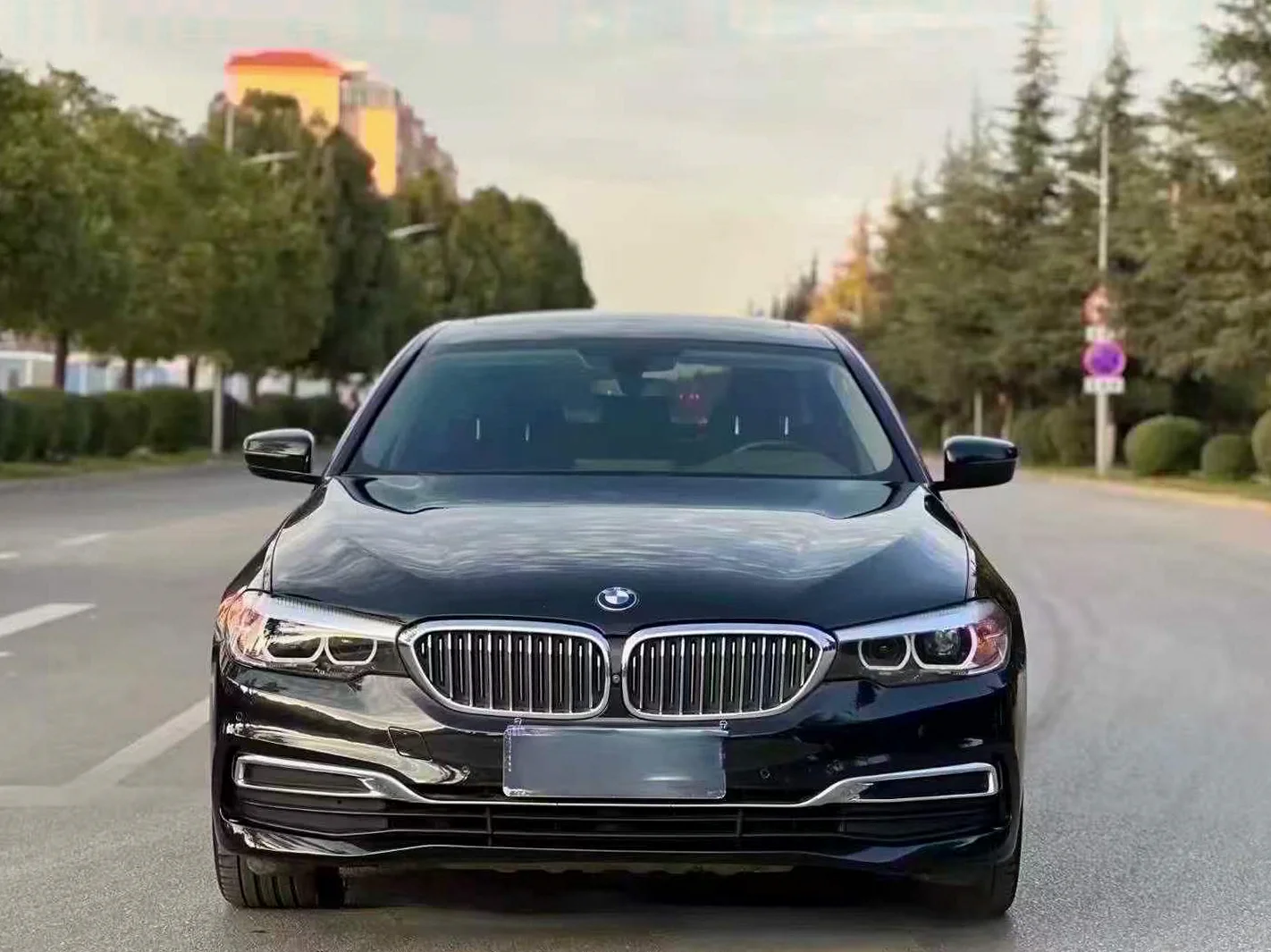 19年宝马525Li 2.0T高配