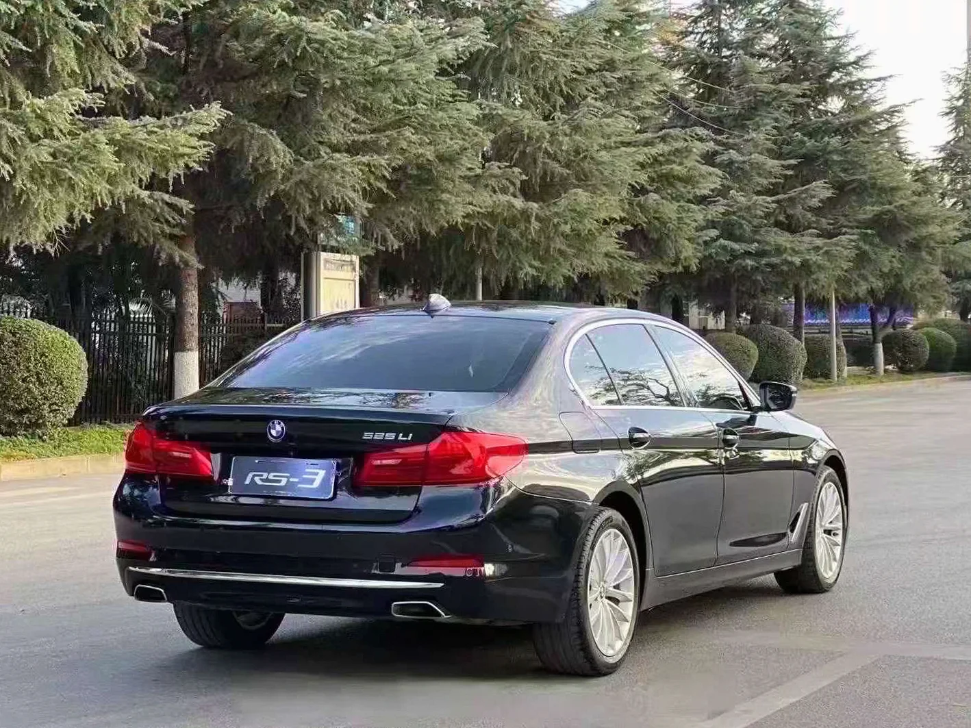 宝马5系 后面外观三