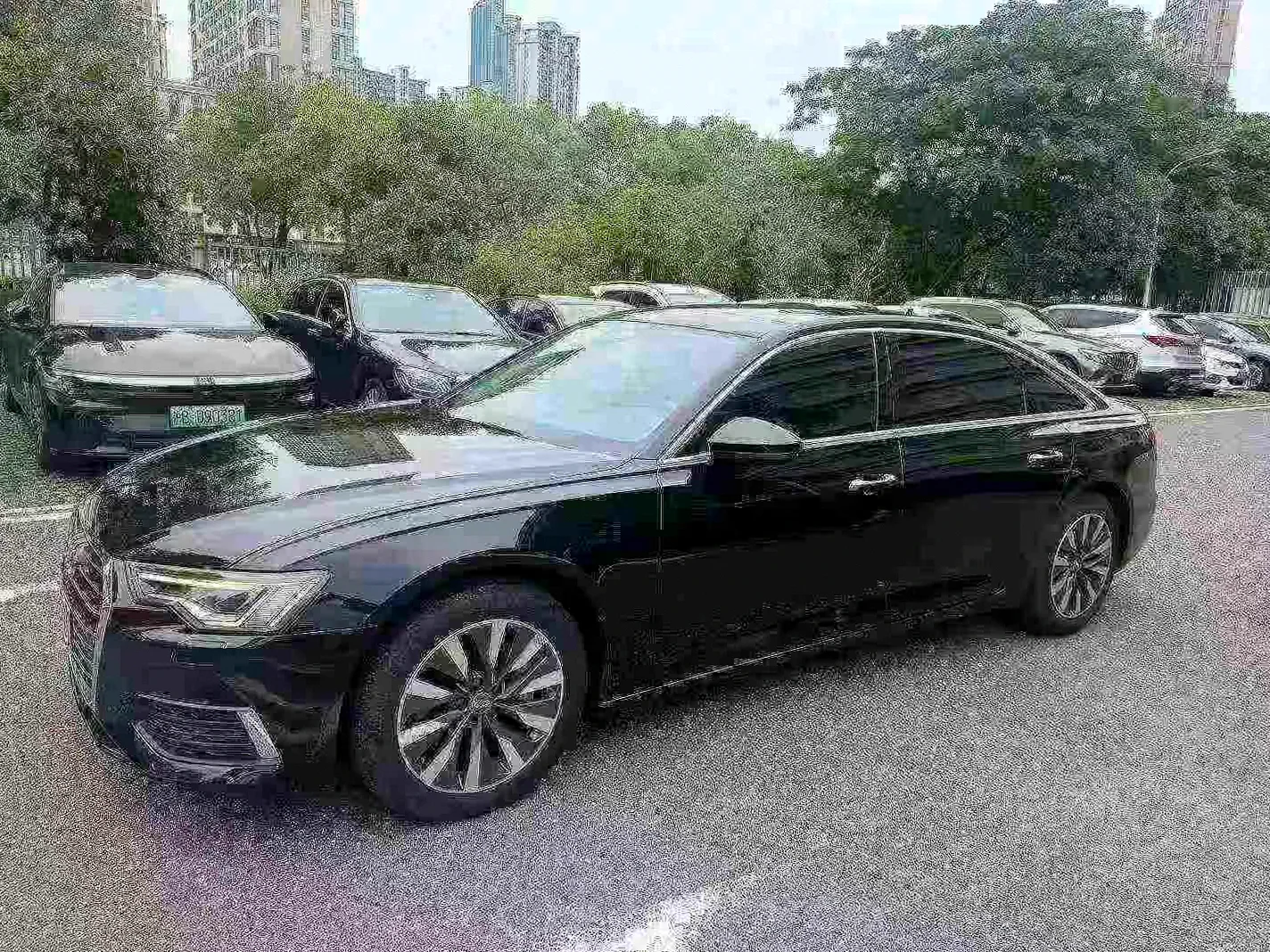 奥迪A6L 正面外观二