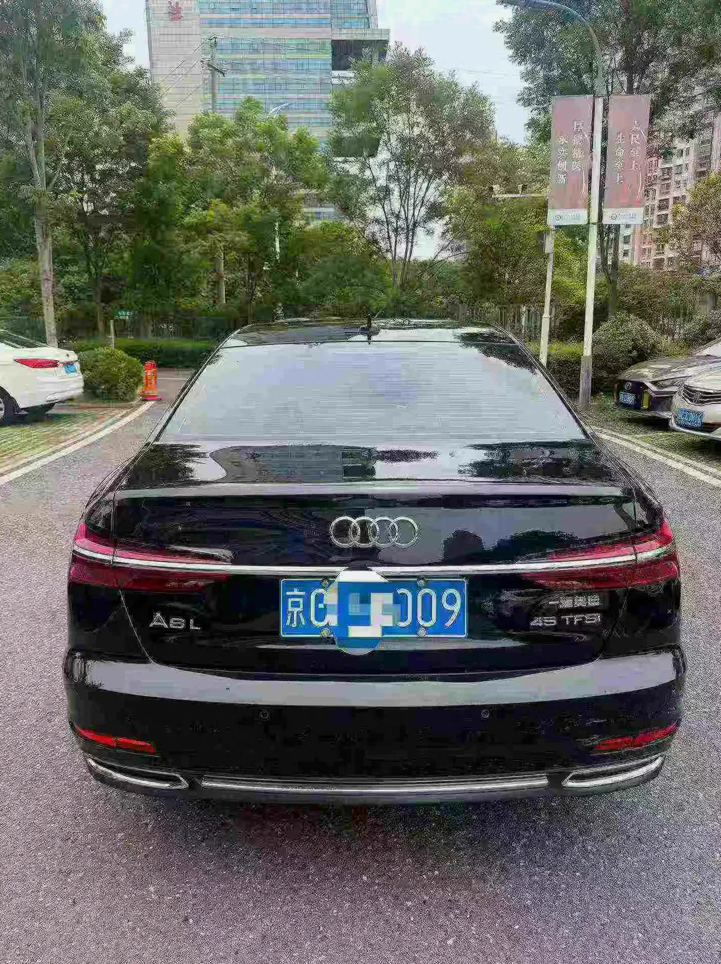 奥迪A6L 驾驶室