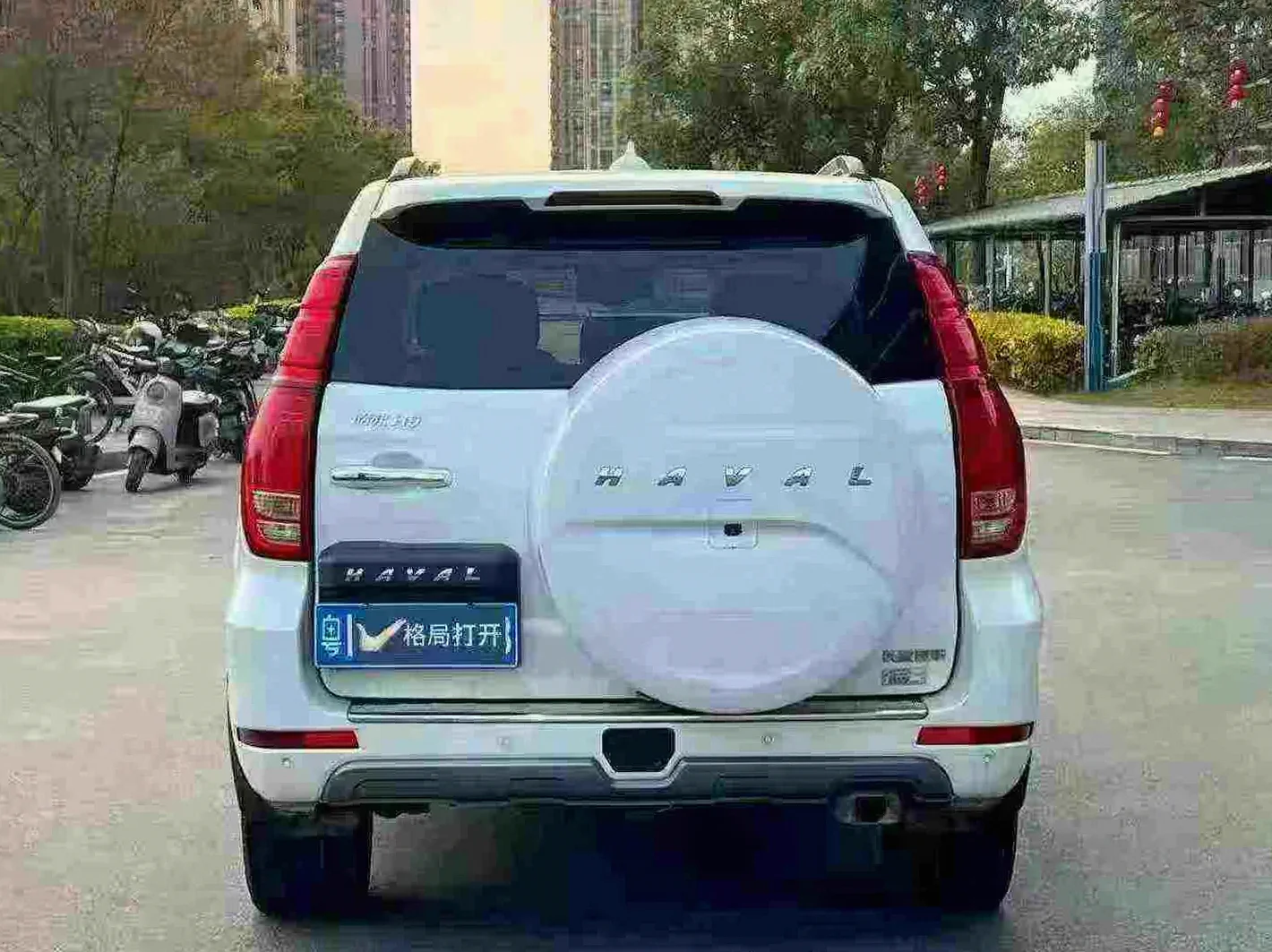 哈弗H9 后面外观二
