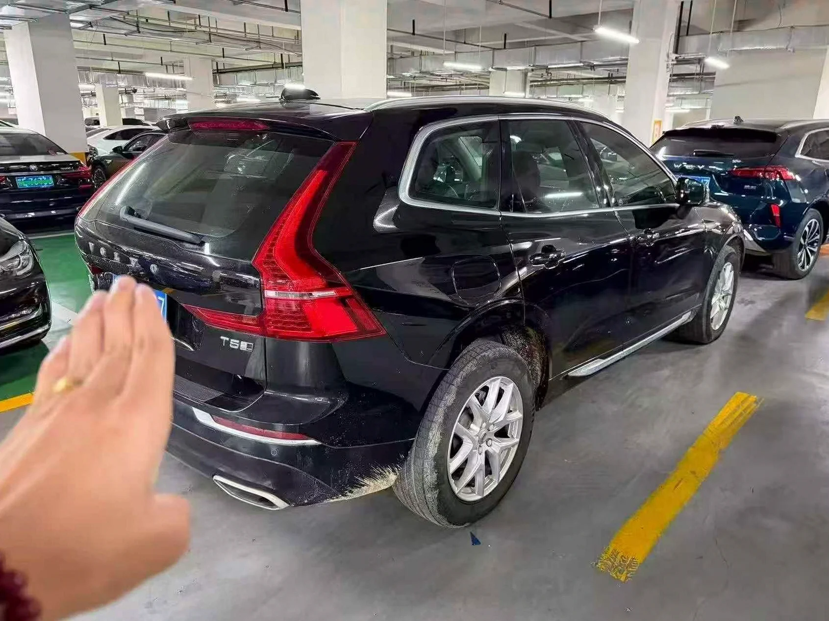 沃尔沃XC60 正面外观二