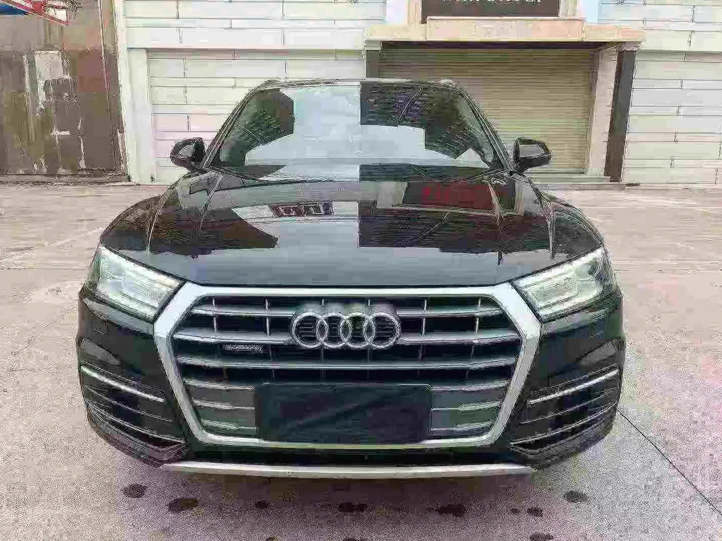 2021款奥迪Q5L 2.0T四驱