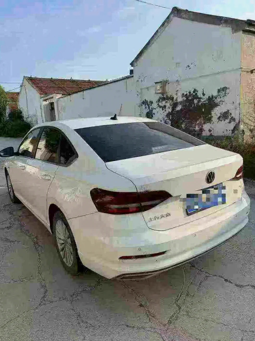 大众朗逸 后面外观二