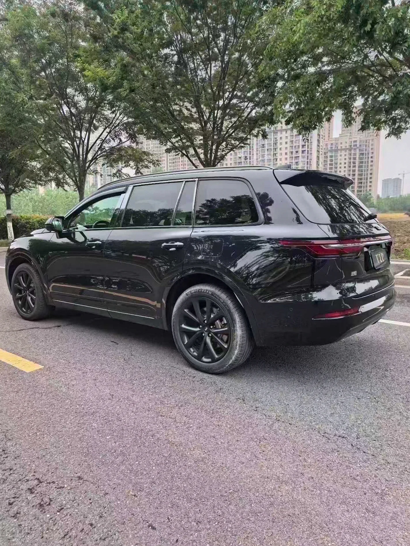 理想ONE 后面外观二