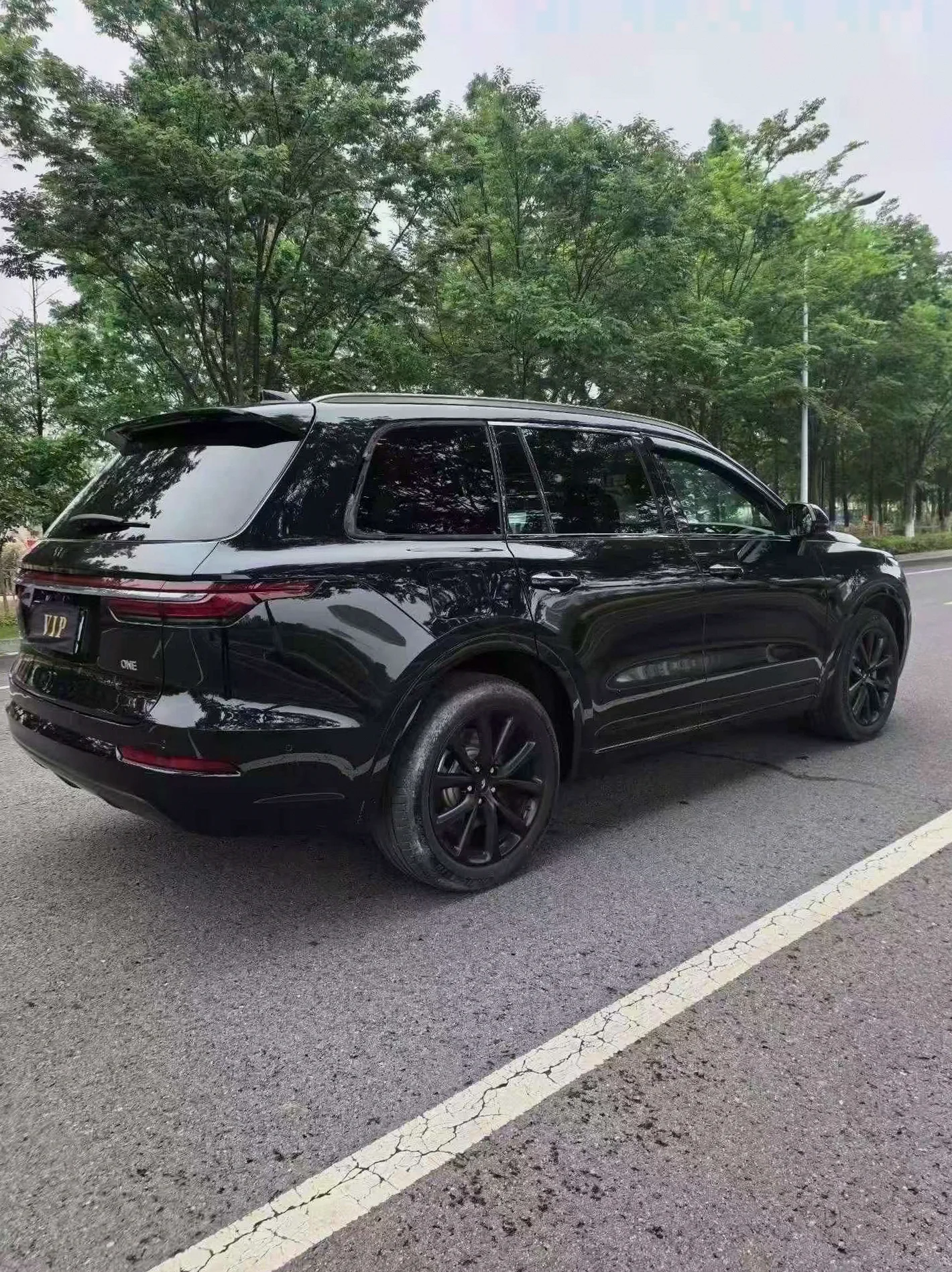 理想ONE 后面外观三