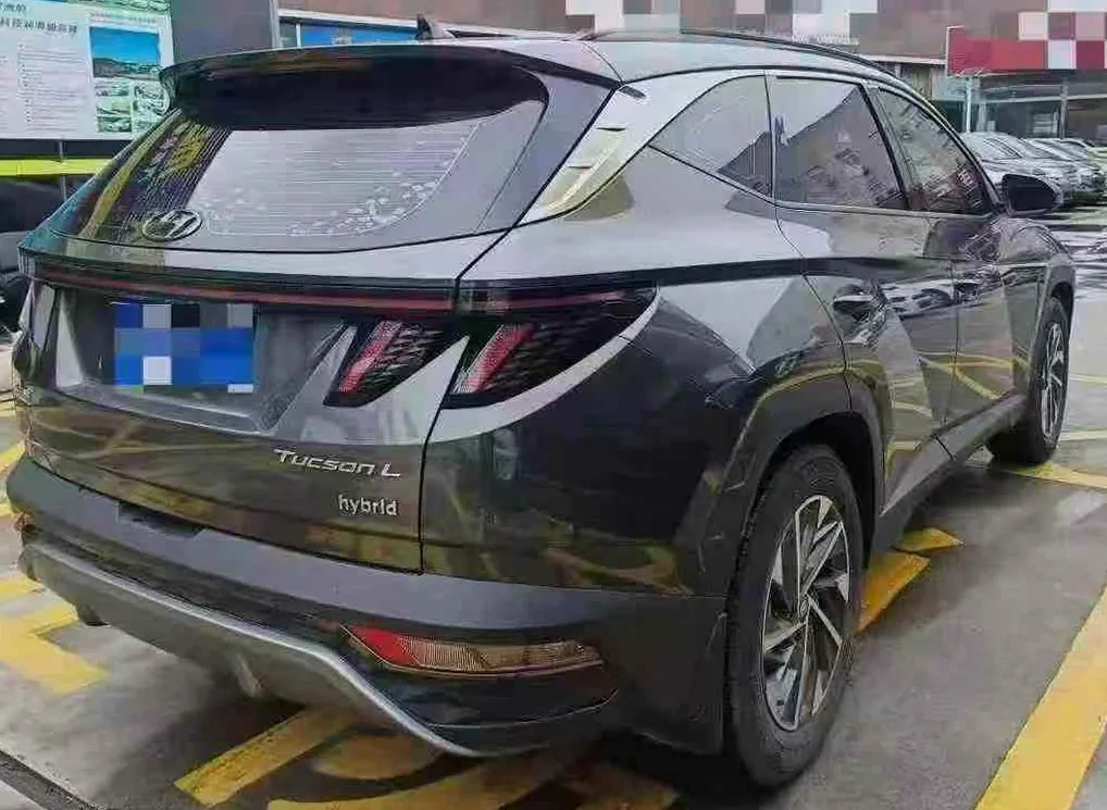 现代途胜 后面外观三